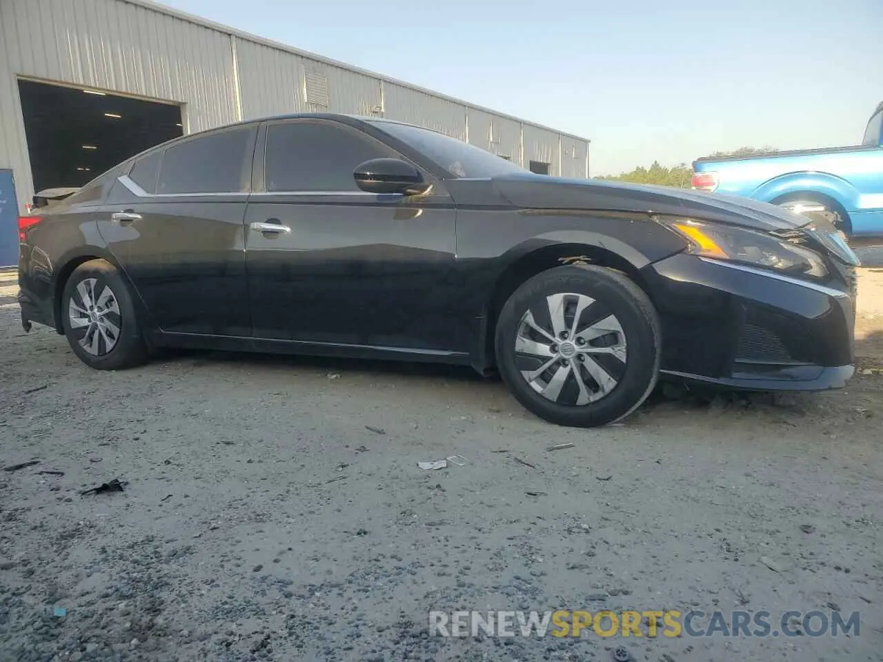 4 Photograph of a damaged car 1N4BL4BV6PN412541 NISSAN ALTIMA 2023
