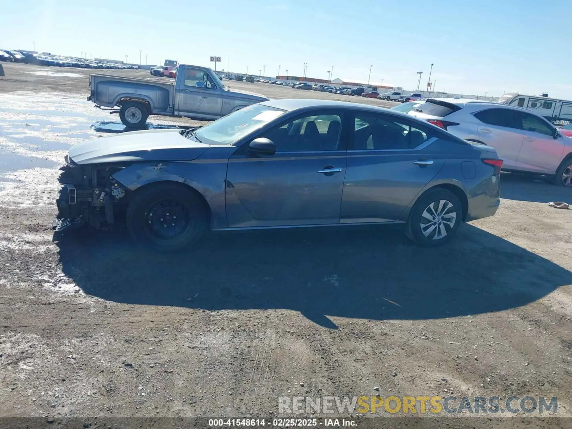 14 Photograph of a damaged car 1N4BL4BV7PN403136 NISSAN ALTIMA 2023