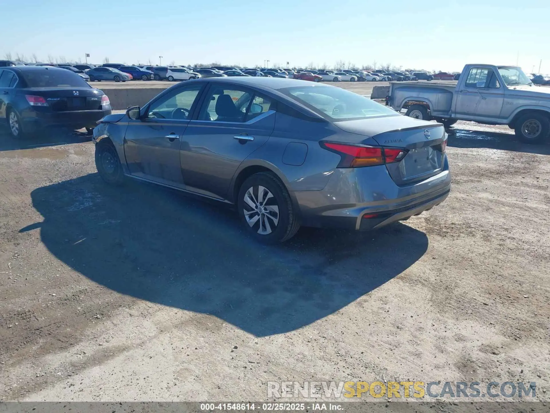 3 Photograph of a damaged car 1N4BL4BV7PN403136 NISSAN ALTIMA 2023