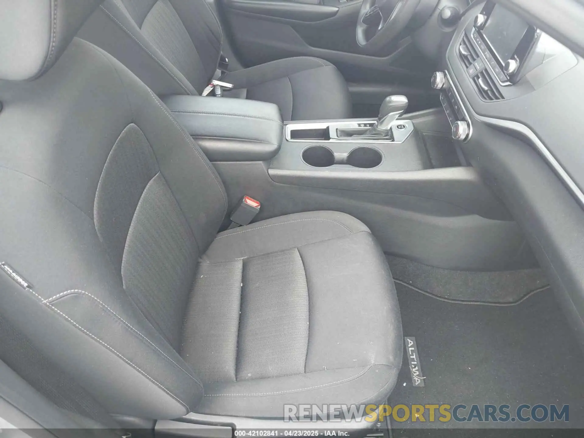 5 Photograph of a damaged car 1N4BL4BV8PN384077 NISSAN ALTIMA 2023