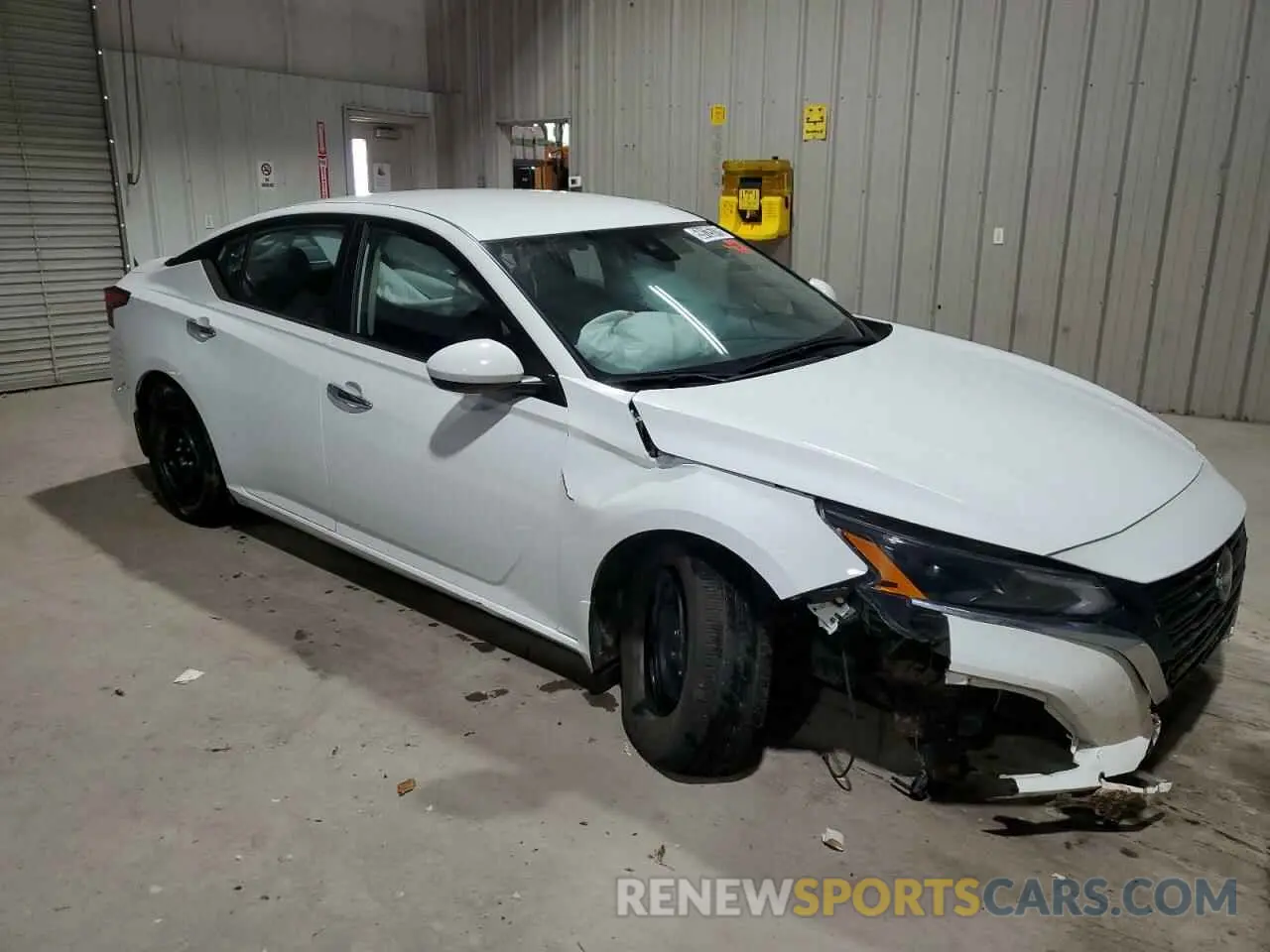 4 Photograph of a damaged car 1N4BL4BV8PN406630 NISSAN ALTIMA 2023