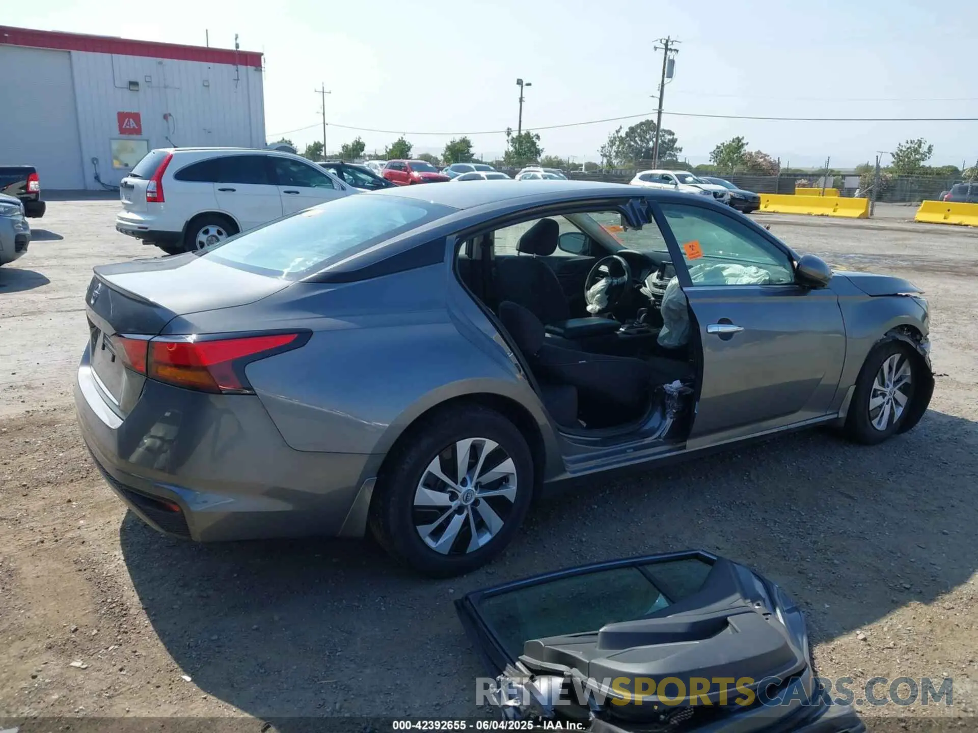 6 Photograph of a damaged car 1N4BL4BV9PN417233 NISSAN ALTIMA 2023
