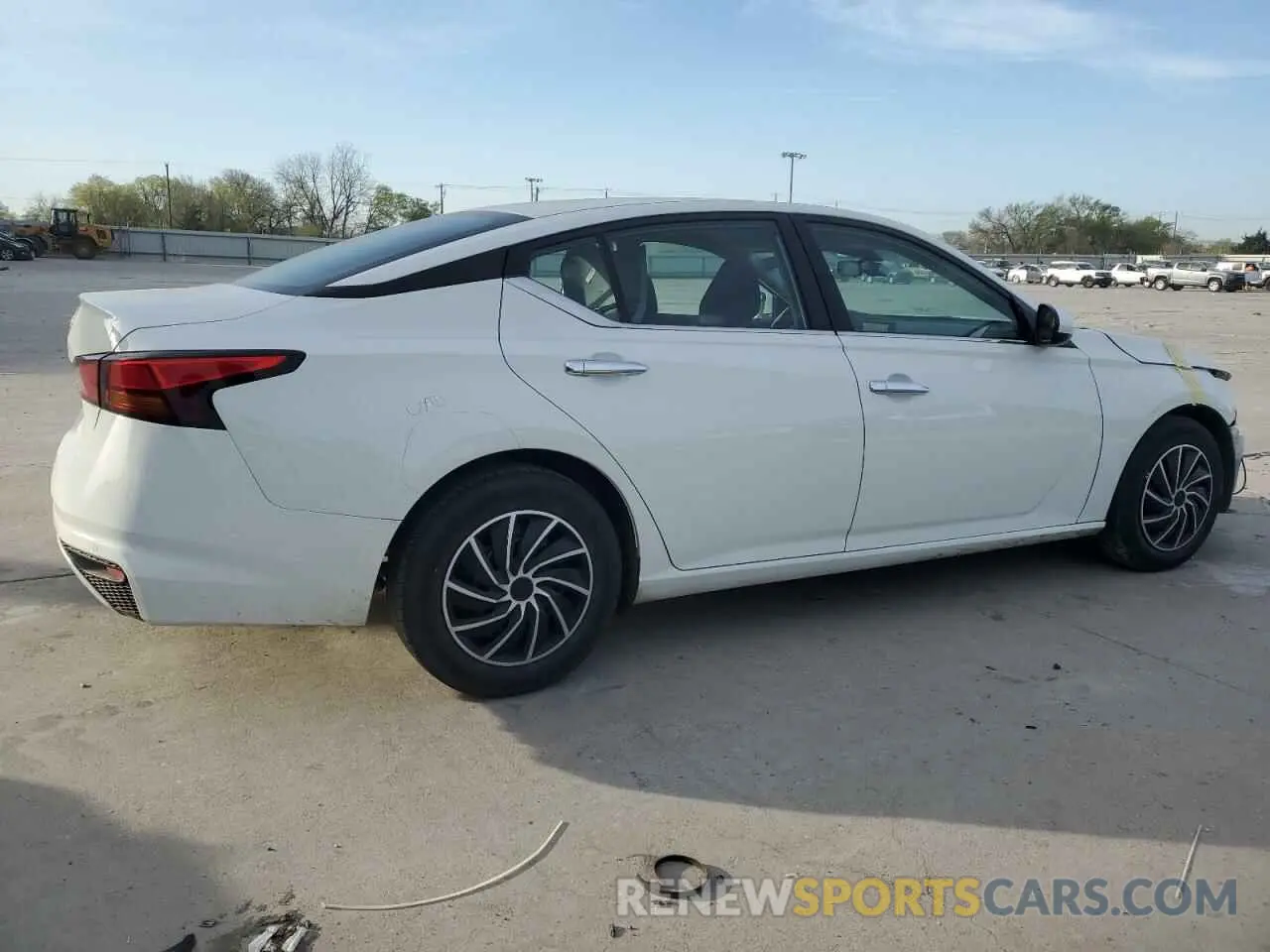 3 Photograph of a damaged car 1N4BL4BVXPN360878 NISSAN ALTIMA 2023
