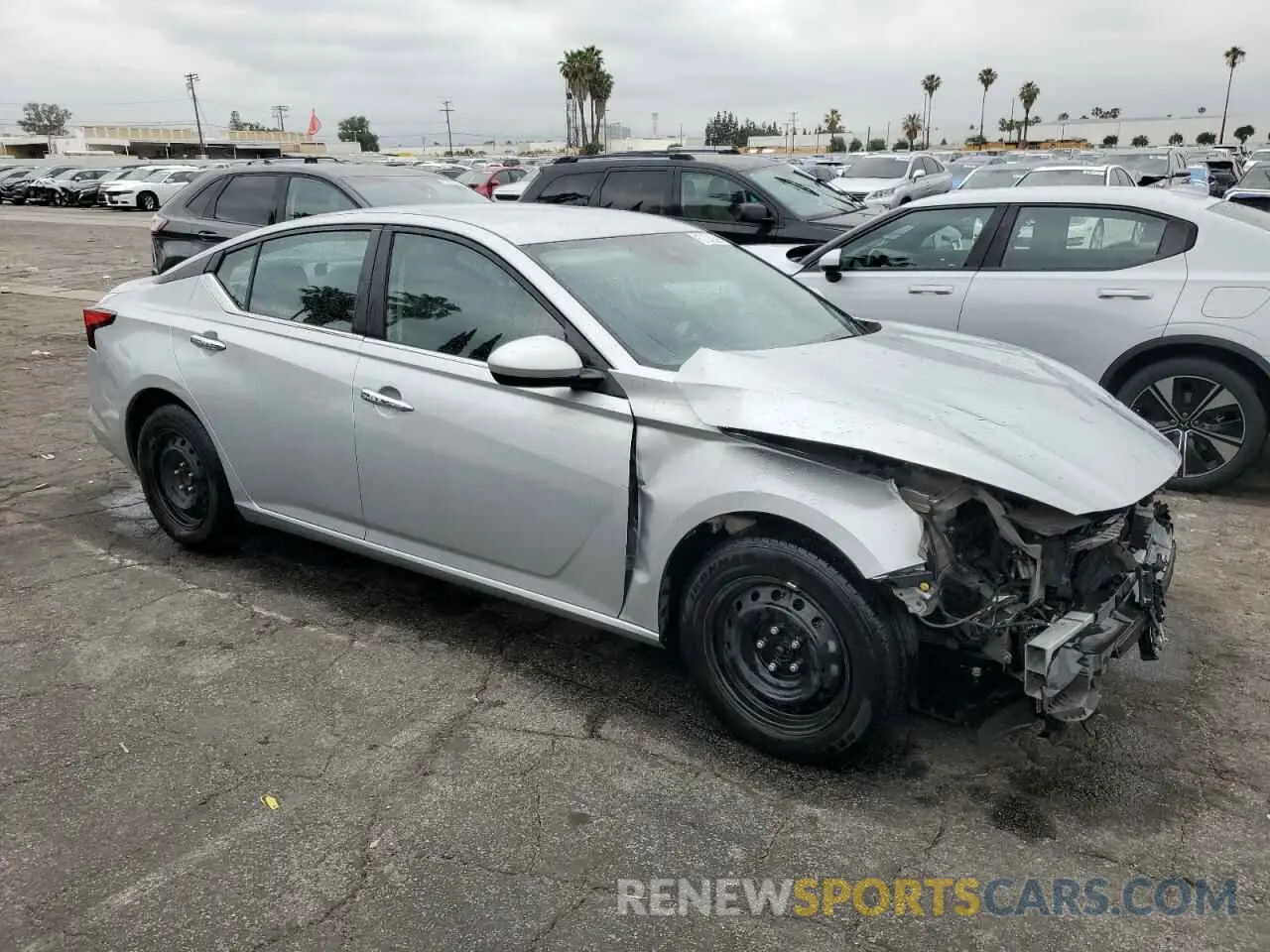 4 Photograph of a damaged car 1N4BL4BVXPN385375 NISSAN ALTIMA 2023