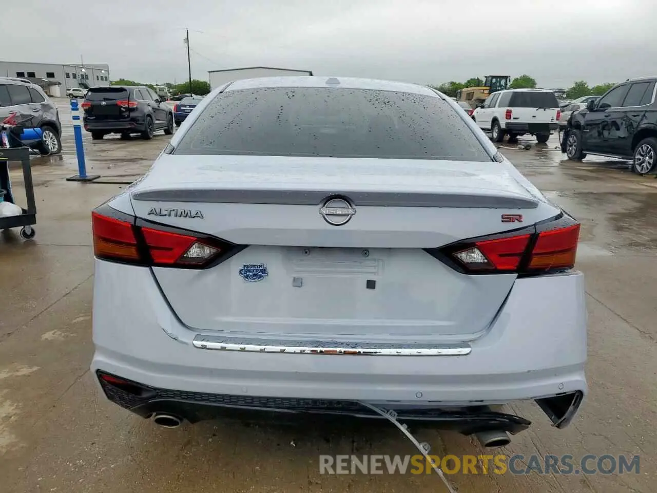 6 Photograph of a damaged car 1N4BL4CV0PN316256 NISSAN ALTIMA 2023