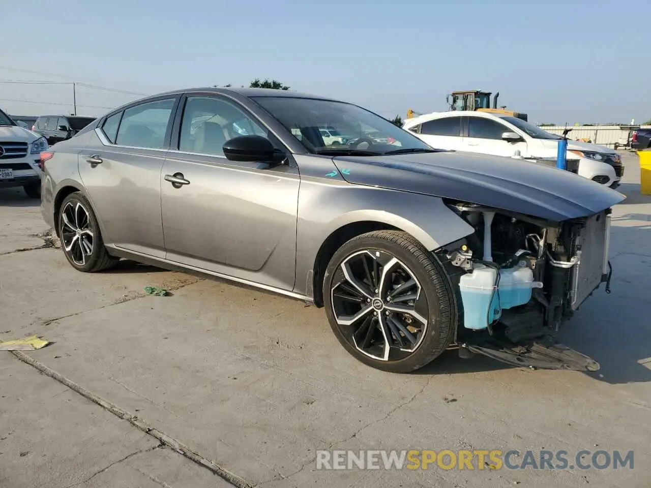 4 Photograph of a damaged car 1N4BL4CV0PN322395 NISSAN ALTIMA 2023