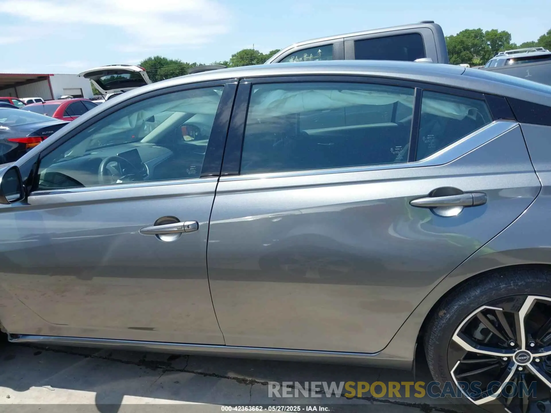 14 Photograph of a damaged car 1N4BL4CV1PN332269 NISSAN ALTIMA 2023
