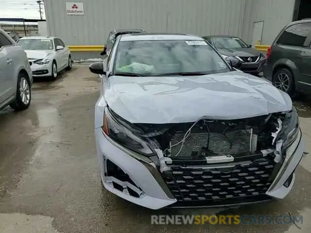 13 Photograph of a damaged car 1N4BL4CV1PN408217 NISSAN ALTIMA 2023