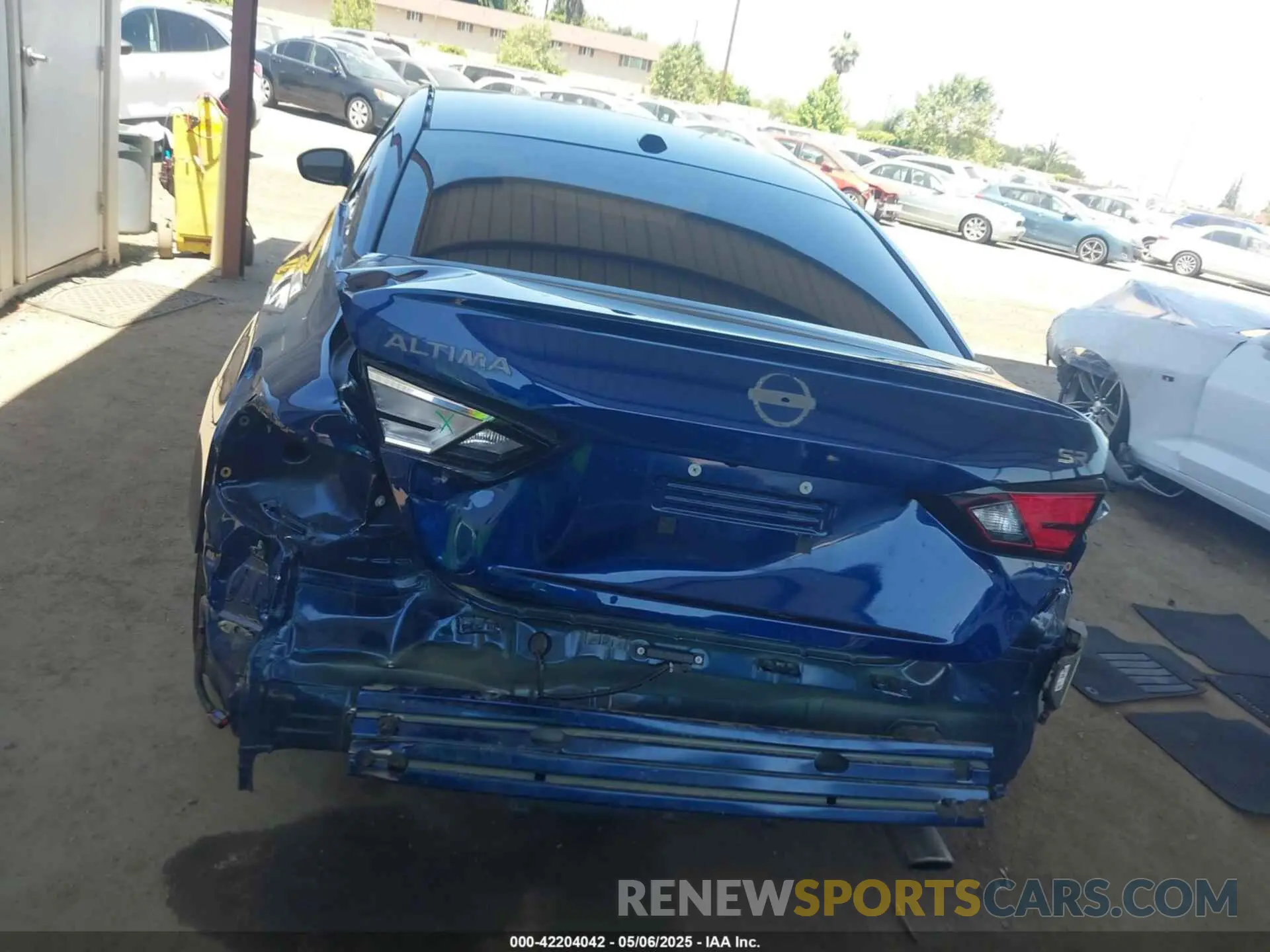 17 Photograph of a damaged car 1N4BL4CV1PN416415 NISSAN ALTIMA 2023