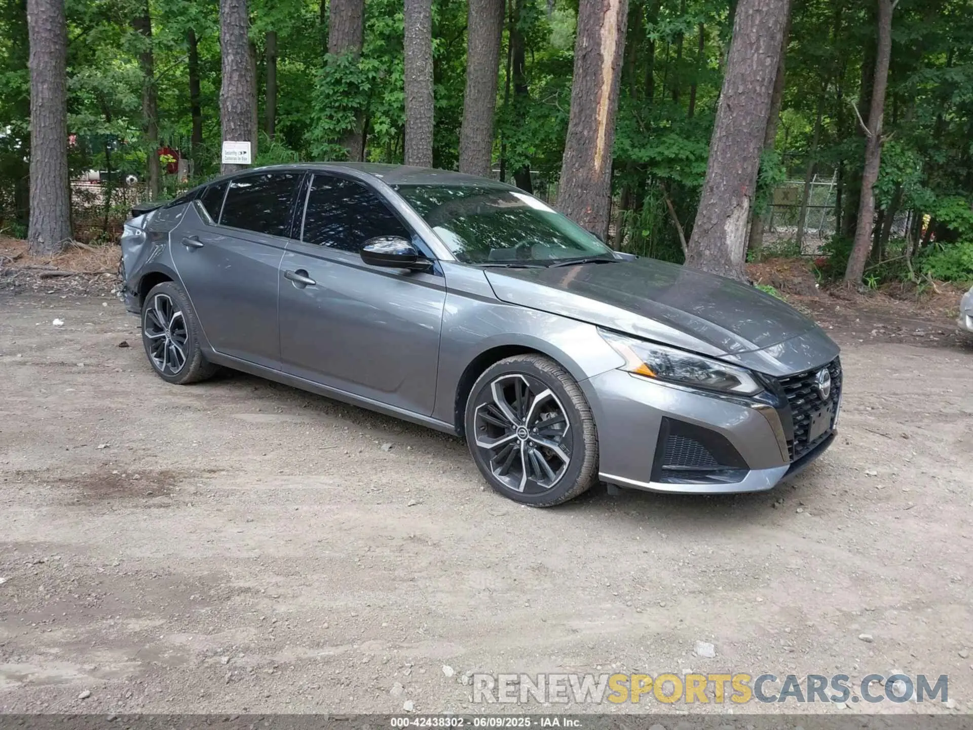 1 Photograph of a damaged car 1N4BL4CV2PN370559 NISSAN ALTIMA 2023