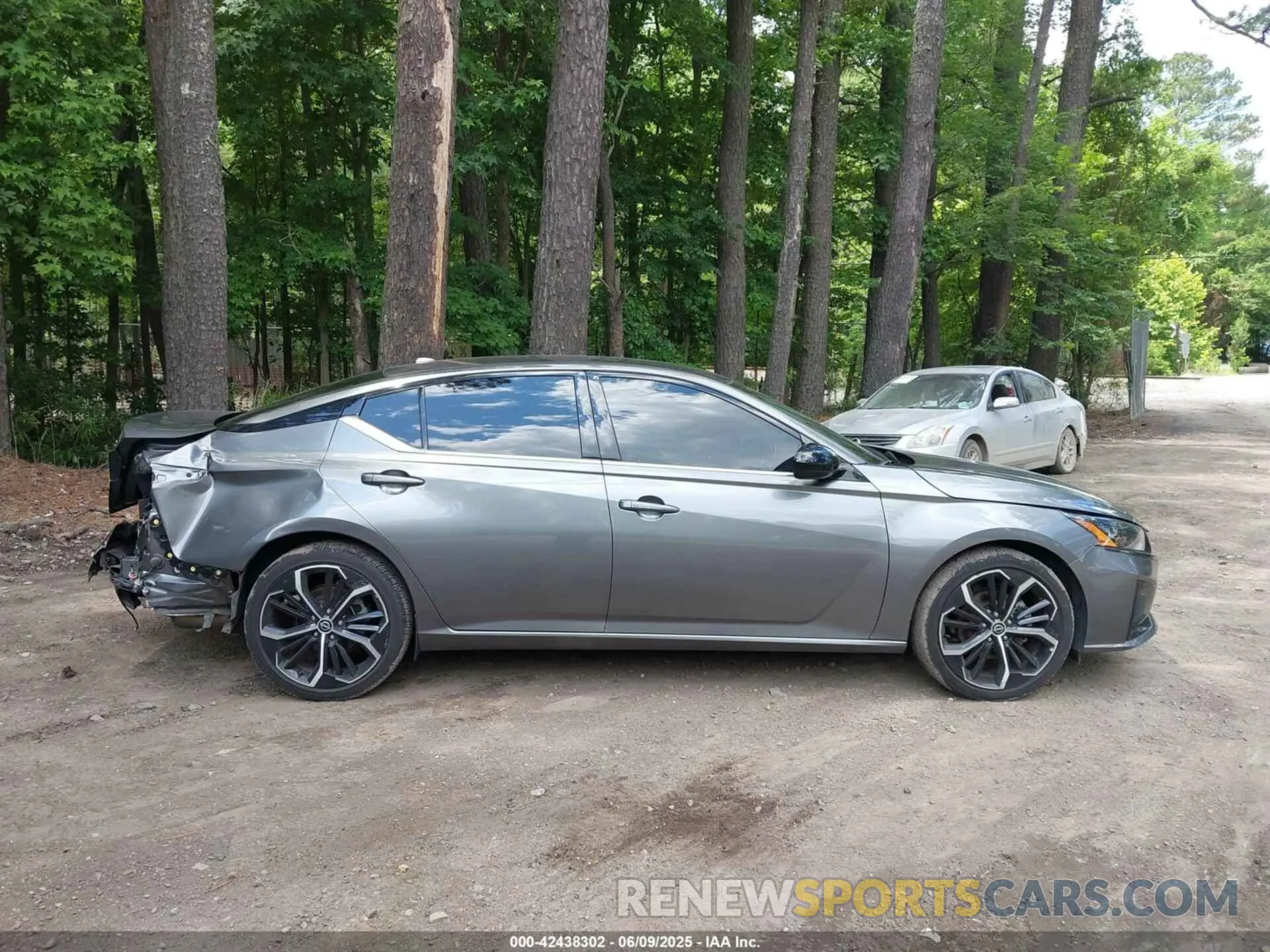 14 Photograph of a damaged car 1N4BL4CV2PN370559 NISSAN ALTIMA 2023