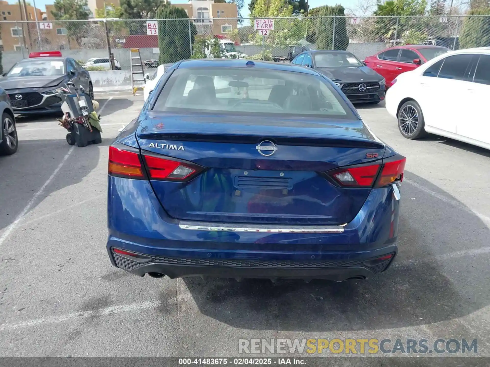 17 Photograph of a damaged car 1N4BL4CV2PN376362 NISSAN ALTIMA 2023