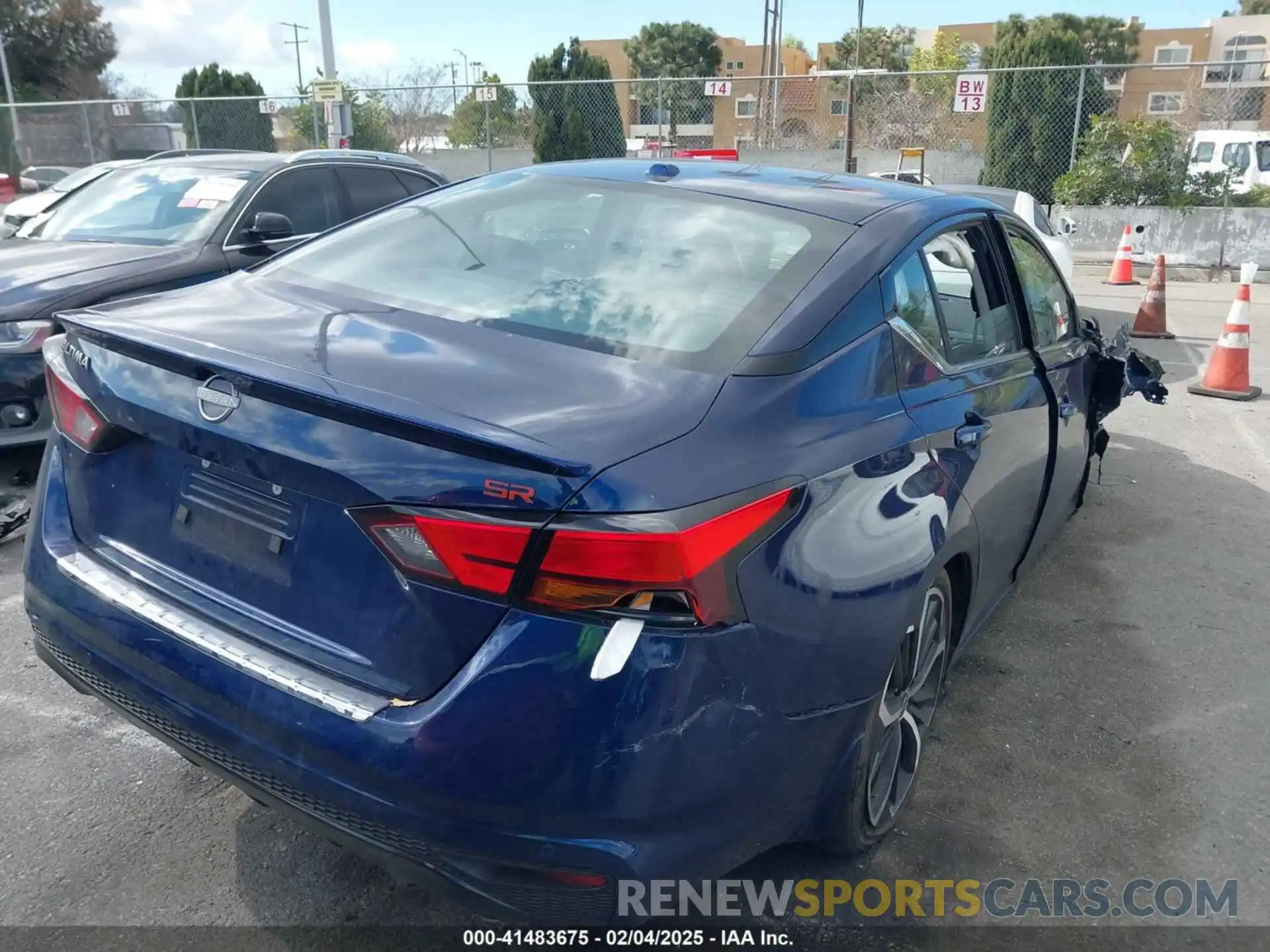 4 Photograph of a damaged car 1N4BL4CV2PN376362 NISSAN ALTIMA 2023