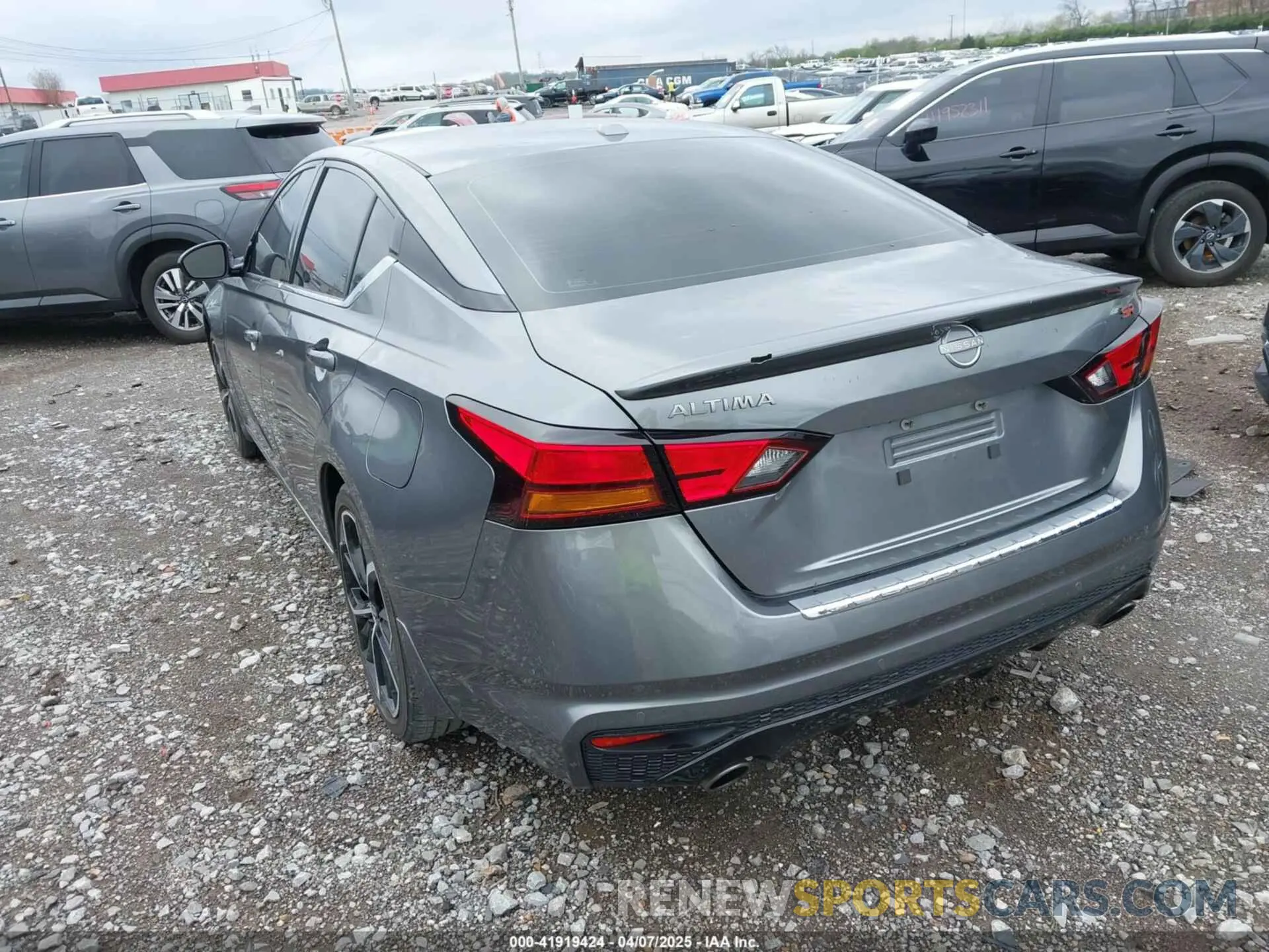 3 Photograph of a damaged car 1N4BL4CV2PN406086 NISSAN ALTIMA 2023