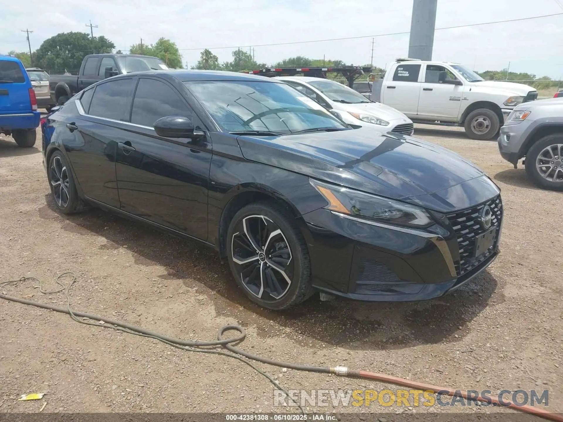 1 Photograph of a damaged car 1N4BL4CV2PN424880 NISSAN ALTIMA 2023