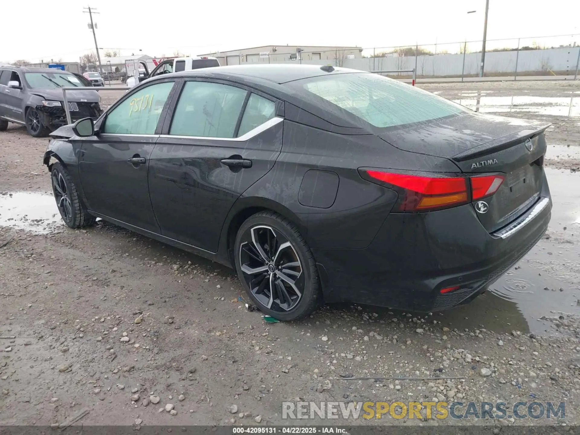3 Photograph of a damaged car 1N4BL4CV3PN300245 NISSAN ALTIMA 2023