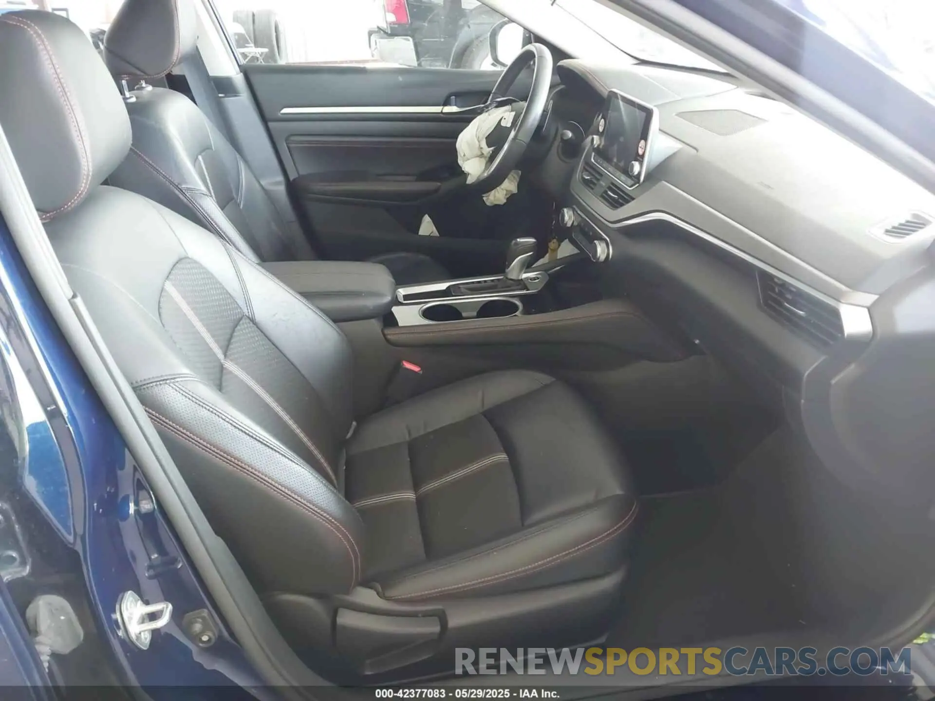 5 Photograph of a damaged car 1N4BL4CV3PN367086 NISSAN ALTIMA 2023