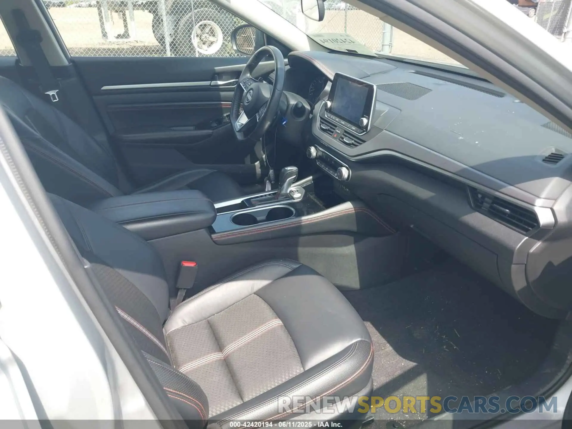 5 Photograph of a damaged car 1N4BL4CV3PN371333 NISSAN ALTIMA 2023
