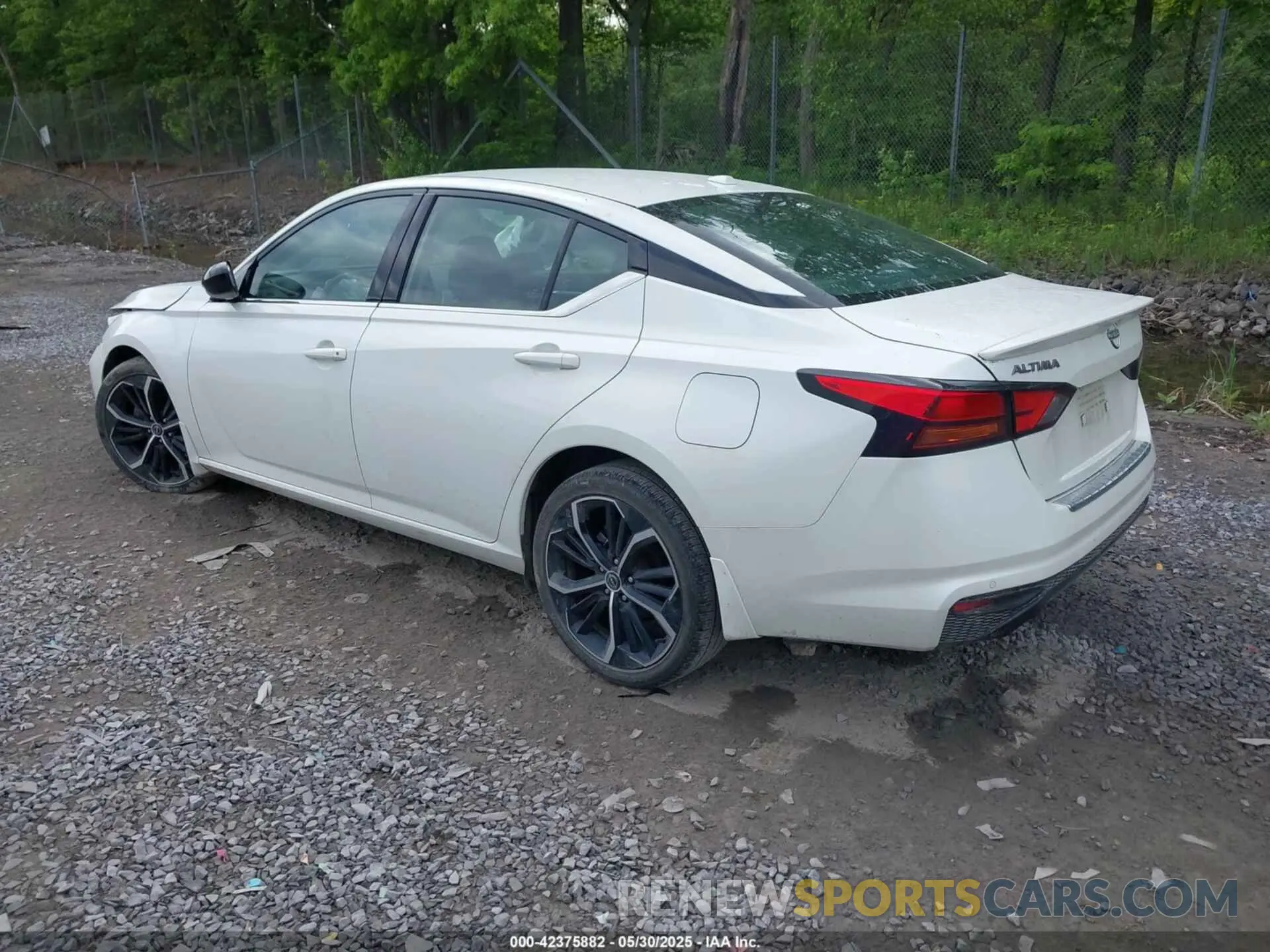 3 Photograph of a damaged car 1N4BL4CV4PN319404 NISSAN ALTIMA 2023