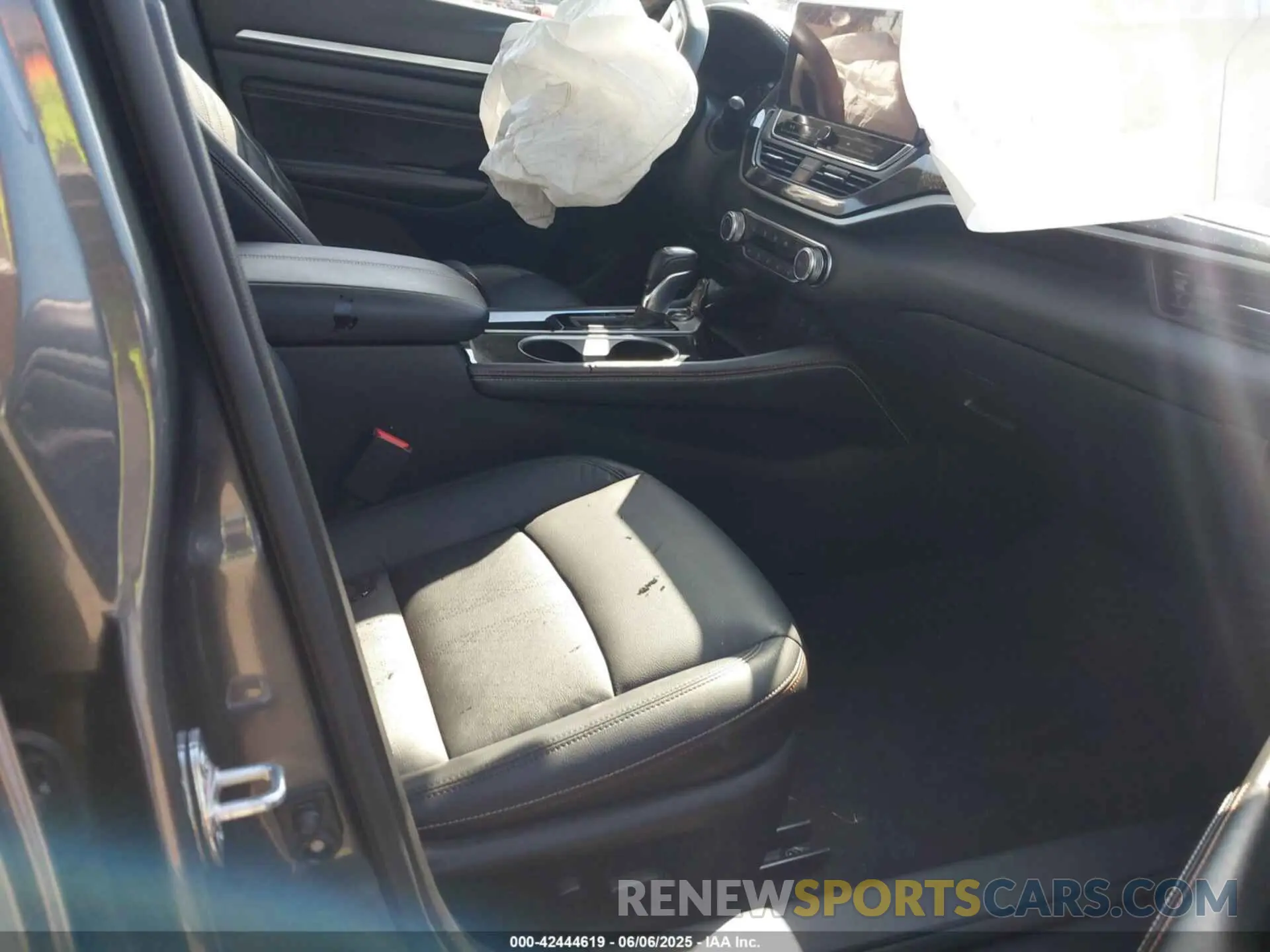 5 Photograph of a damaged car 1N4BL4CV4PN363645 NISSAN ALTIMA 2023