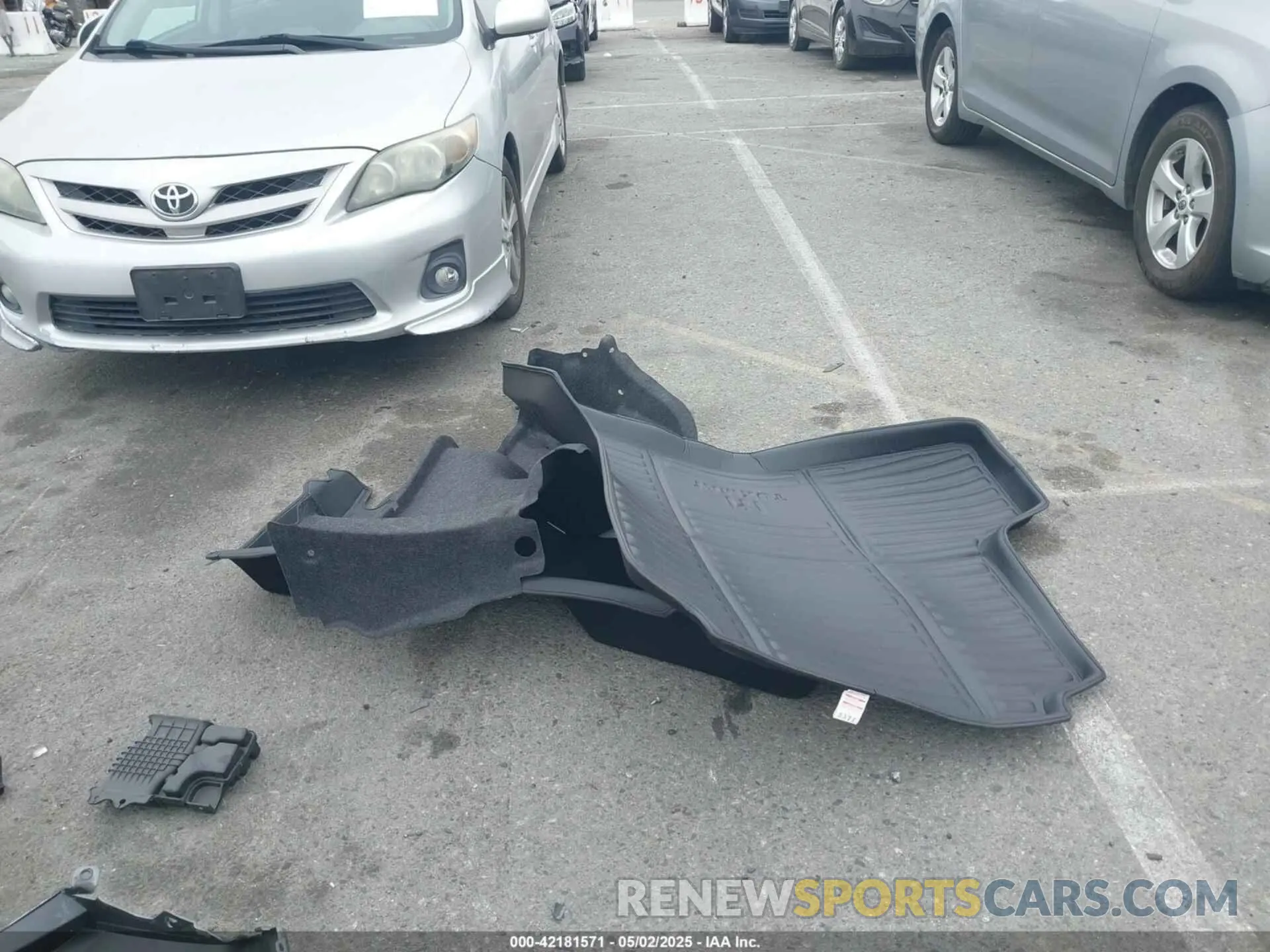 18 Photograph of a damaged car 1N4BL4CV4PN426517 NISSAN ALTIMA 2023