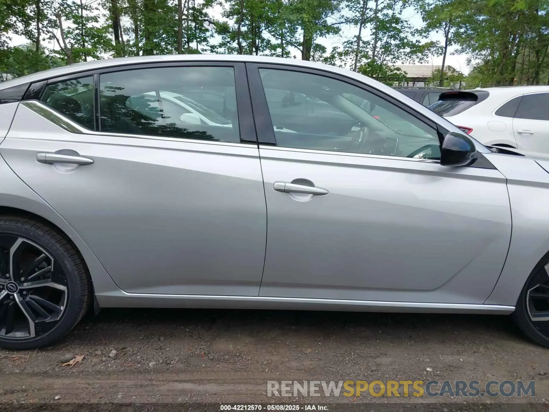 13 Photograph of a damaged car 1N4BL4CV5PN321856 NISSAN ALTIMA 2023