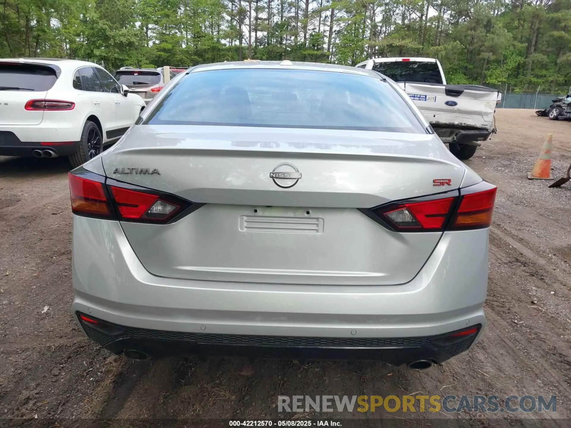 16 Photograph of a damaged car 1N4BL4CV5PN321856 NISSAN ALTIMA 2023