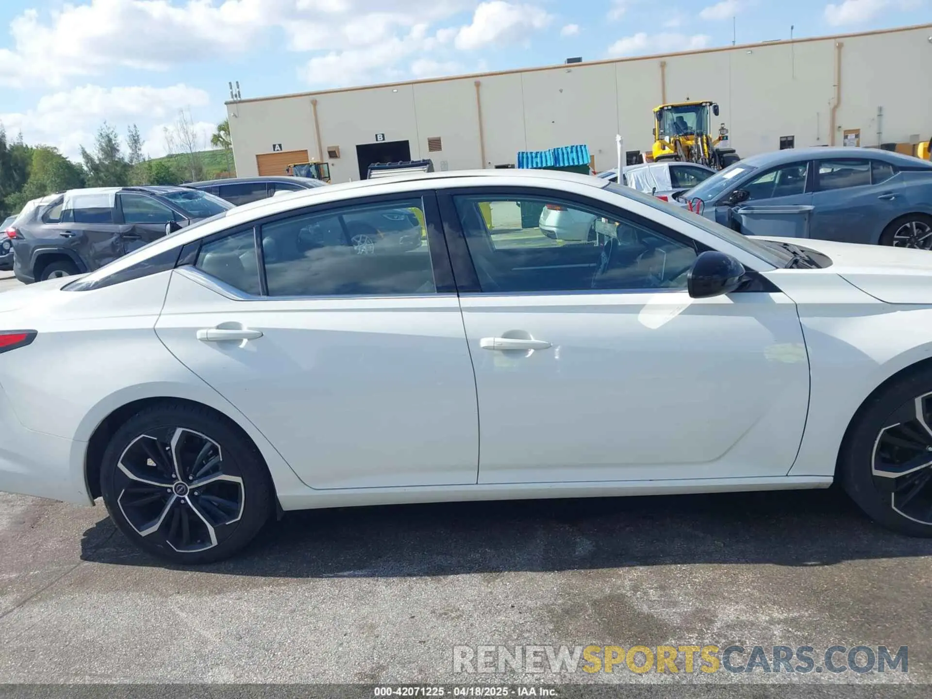 13 Photograph of a damaged car 1N4BL4CV5PN346367 NISSAN ALTIMA 2023