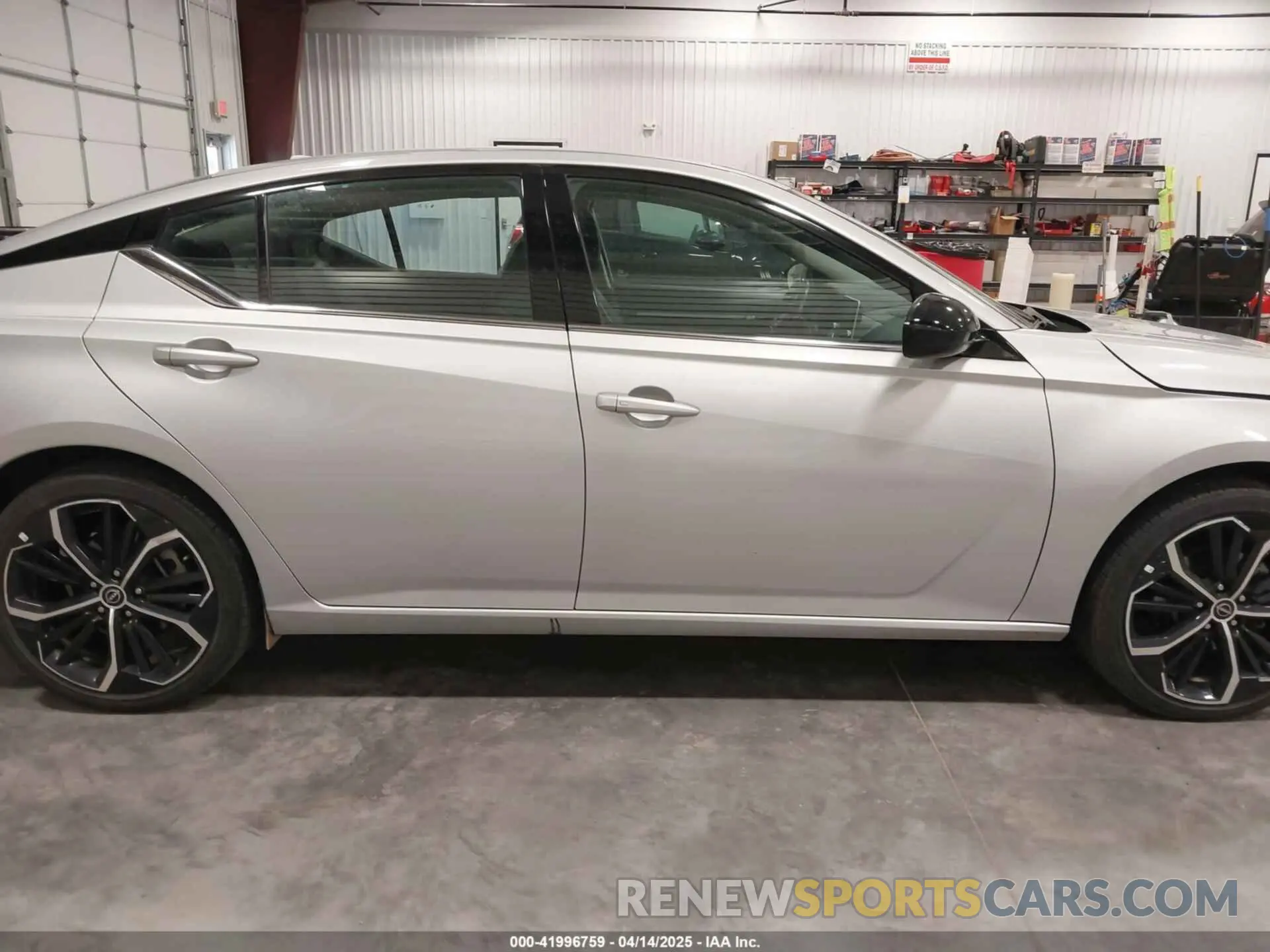 13 Photograph of a damaged car 1N4BL4CV5PN370314 NISSAN ALTIMA 2023