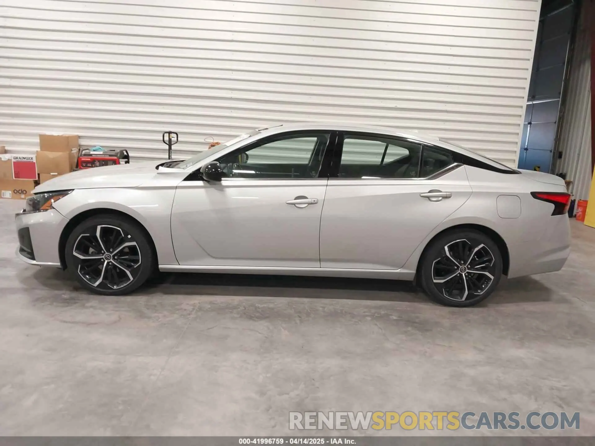 14 Photograph of a damaged car 1N4BL4CV5PN370314 NISSAN ALTIMA 2023