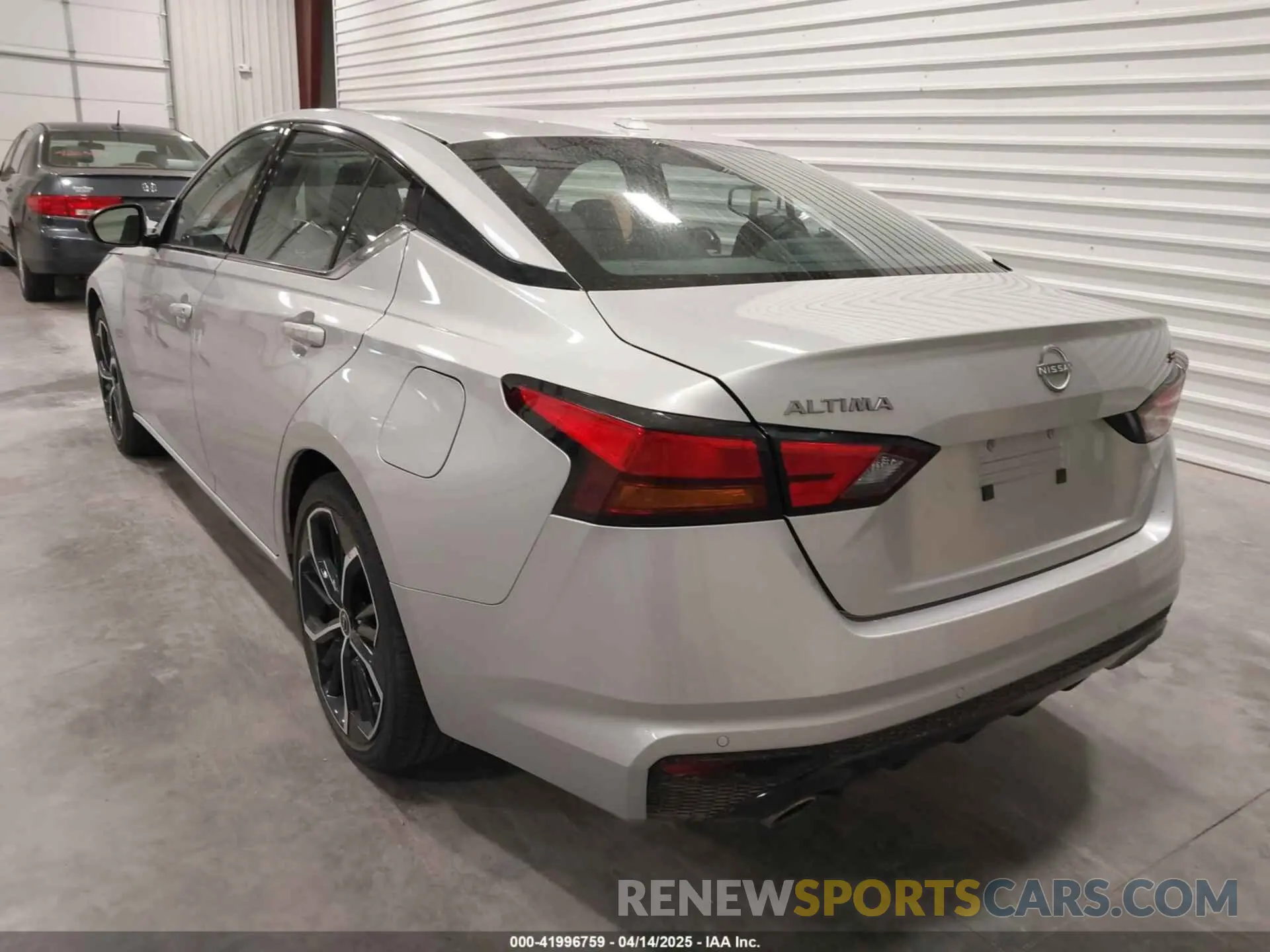 3 Photograph of a damaged car 1N4BL4CV5PN370314 NISSAN ALTIMA 2023