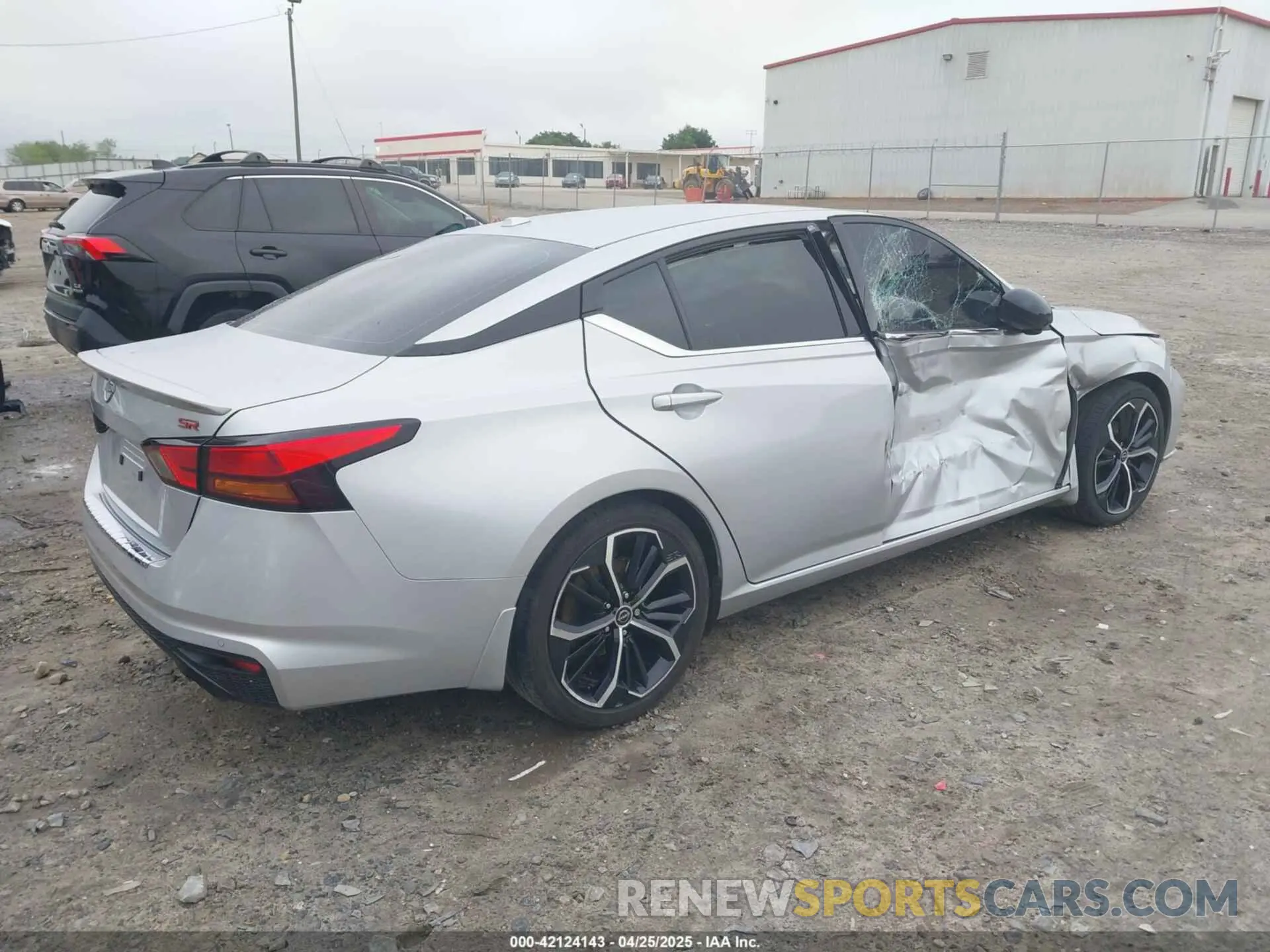 4 Photograph of a damaged car 1N4BL4CV5PN396542 NISSAN ALTIMA 2023