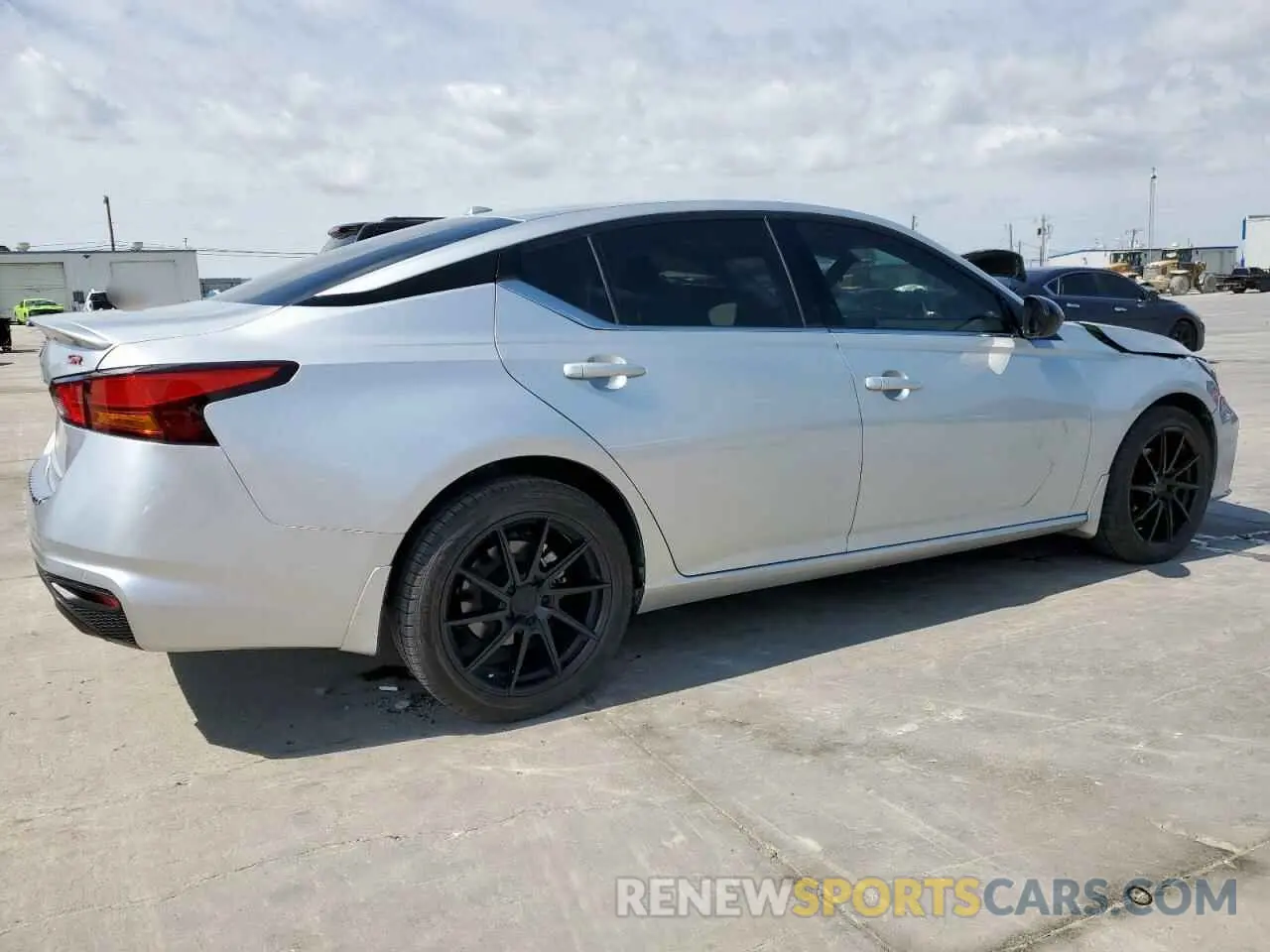 3 Photograph of a damaged car 1N4BL4CV5PN421603 NISSAN ALTIMA 2023