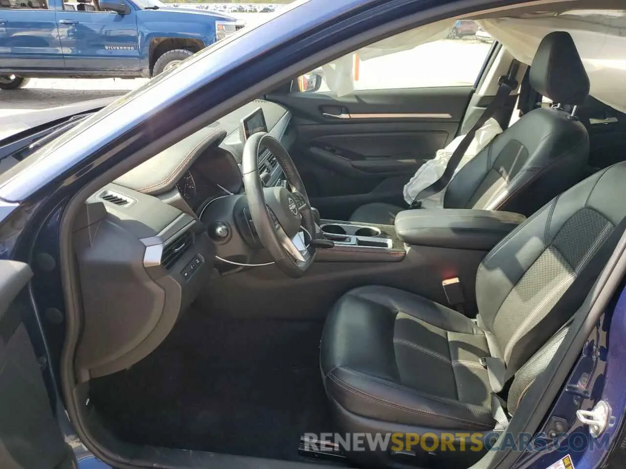 7 Photograph of a damaged car 1N4BL4CV6PN328993 NISSAN ALTIMA 2023