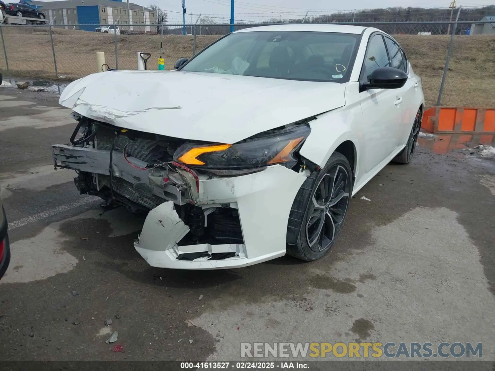 13 Photograph of a damaged car 1N4BL4CV6PN374050 NISSAN ALTIMA 2023