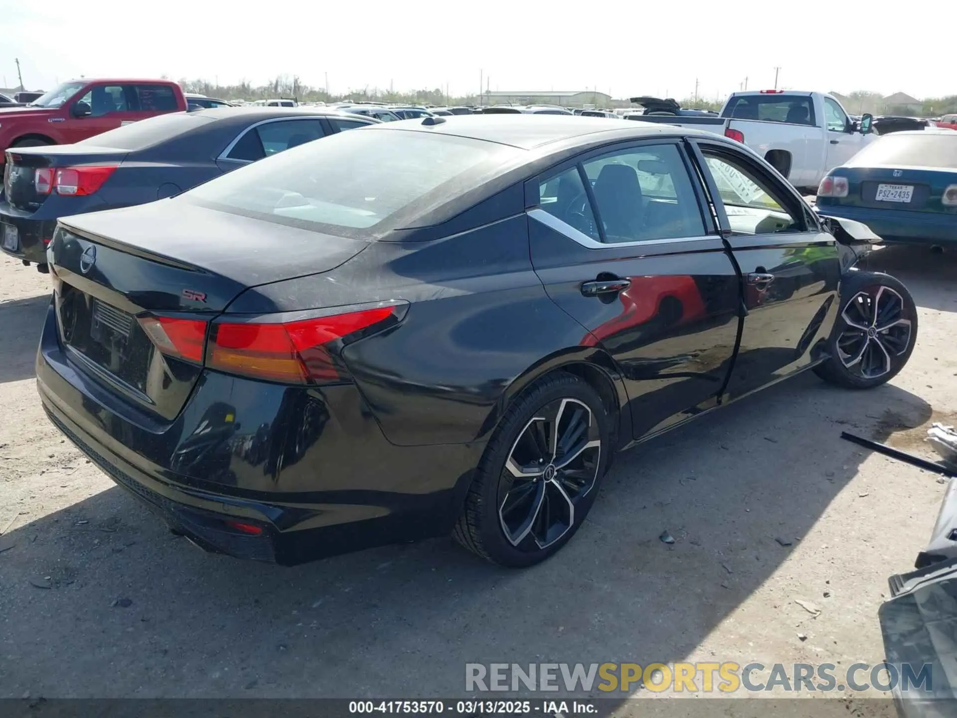 4 Photograph of a damaged car 1N4BL4CV6PN384206 NISSAN ALTIMA 2023