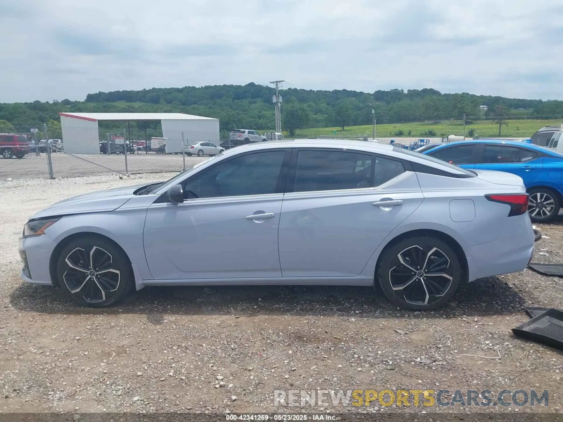13 Photograph of a damaged car 1N4BL4CV6PN401554 NISSAN ALTIMA 2023