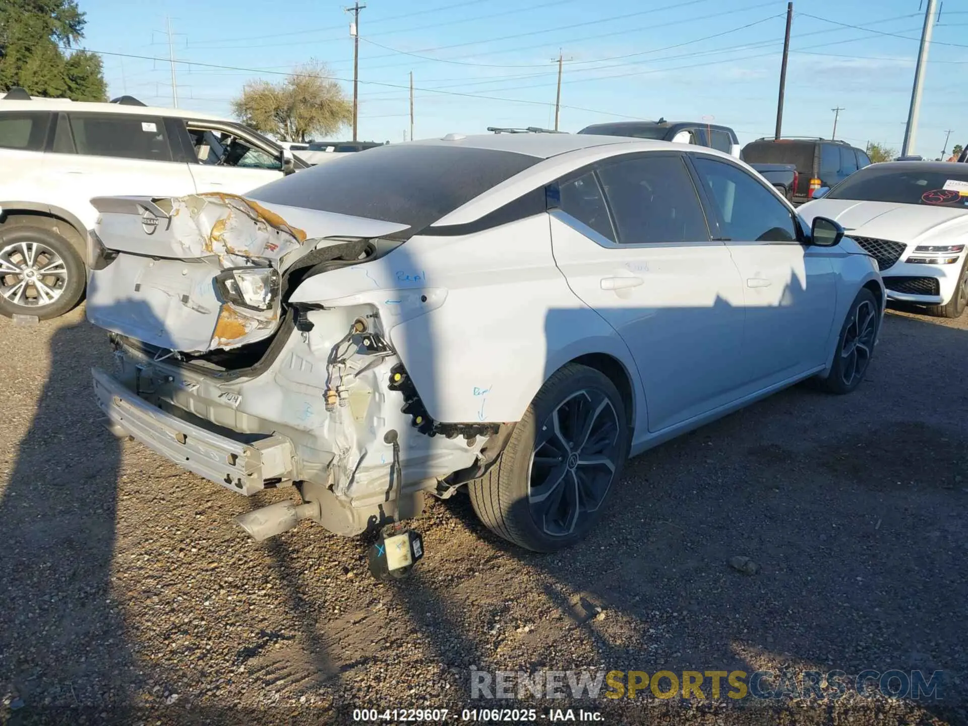 4 Photograph of a damaged car 1N4BL4CV6PN420296 NISSAN ALTIMA 2023