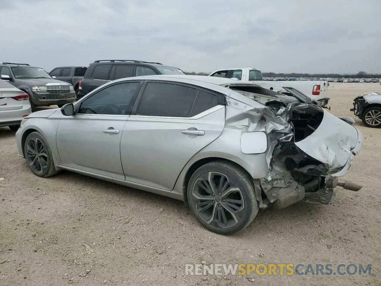 2 Photograph of a damaged car 1N4BL4CV7PN333121 NISSAN ALTIMA 2023