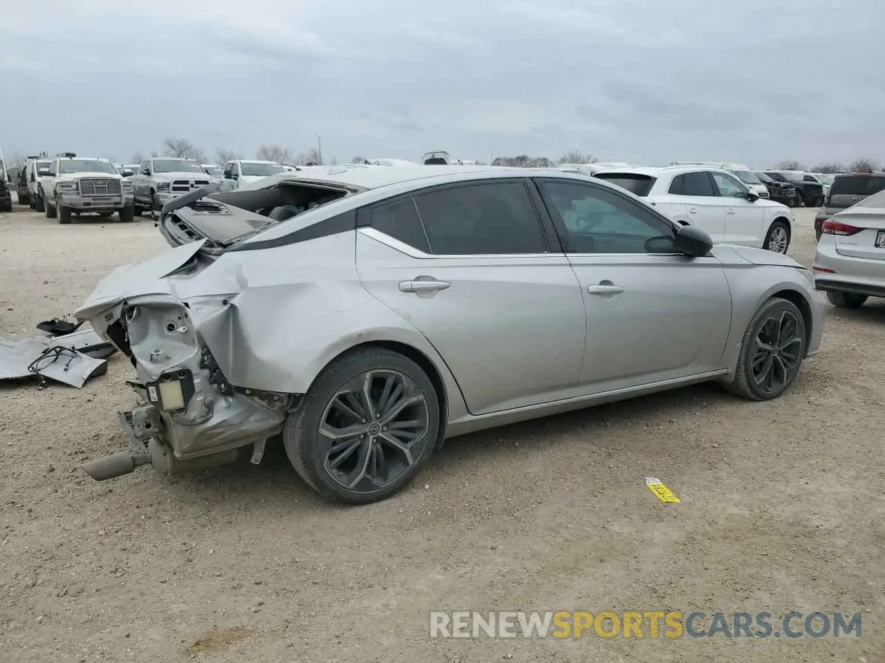 3 Photograph of a damaged car 1N4BL4CV7PN333121 NISSAN ALTIMA 2023