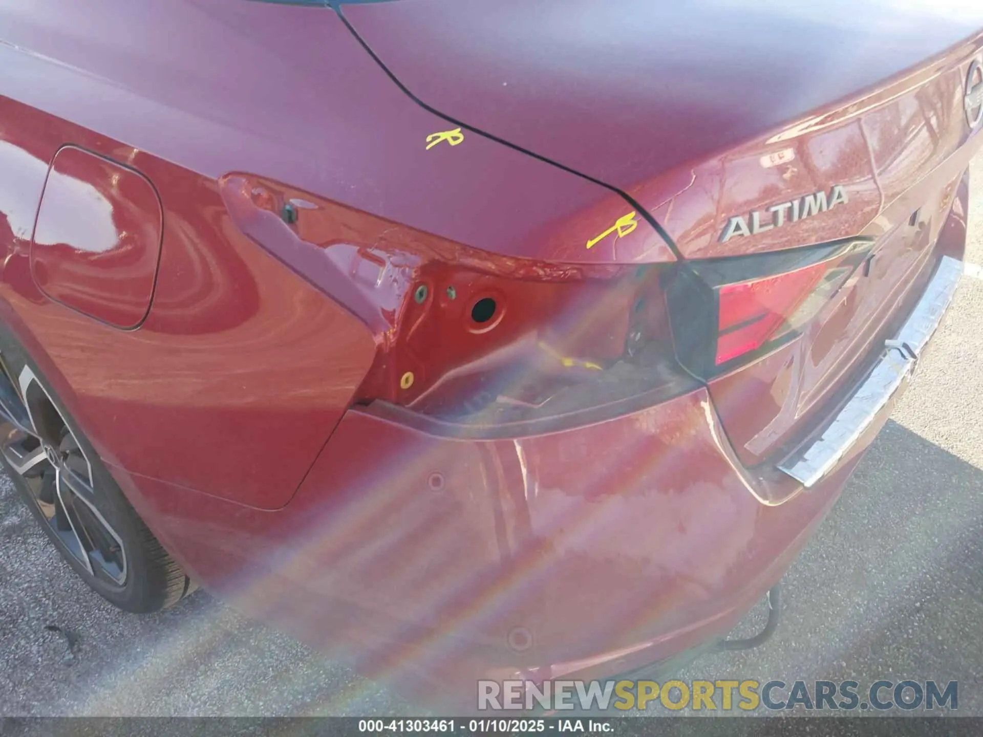 19 Photograph of a damaged car 1N4BL4CV7PN425829 NISSAN ALTIMA 2023