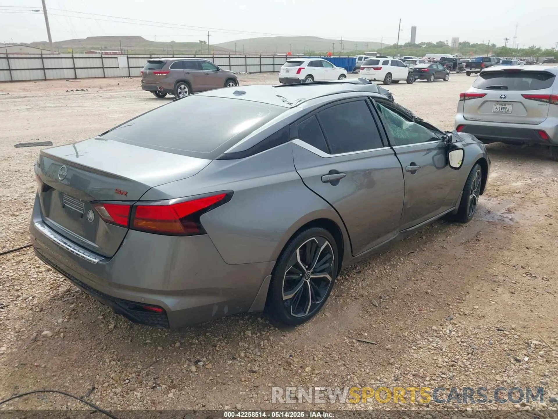 4 Photograph of a damaged car 1N4BL4CV8PN345021 NISSAN ALTIMA 2023