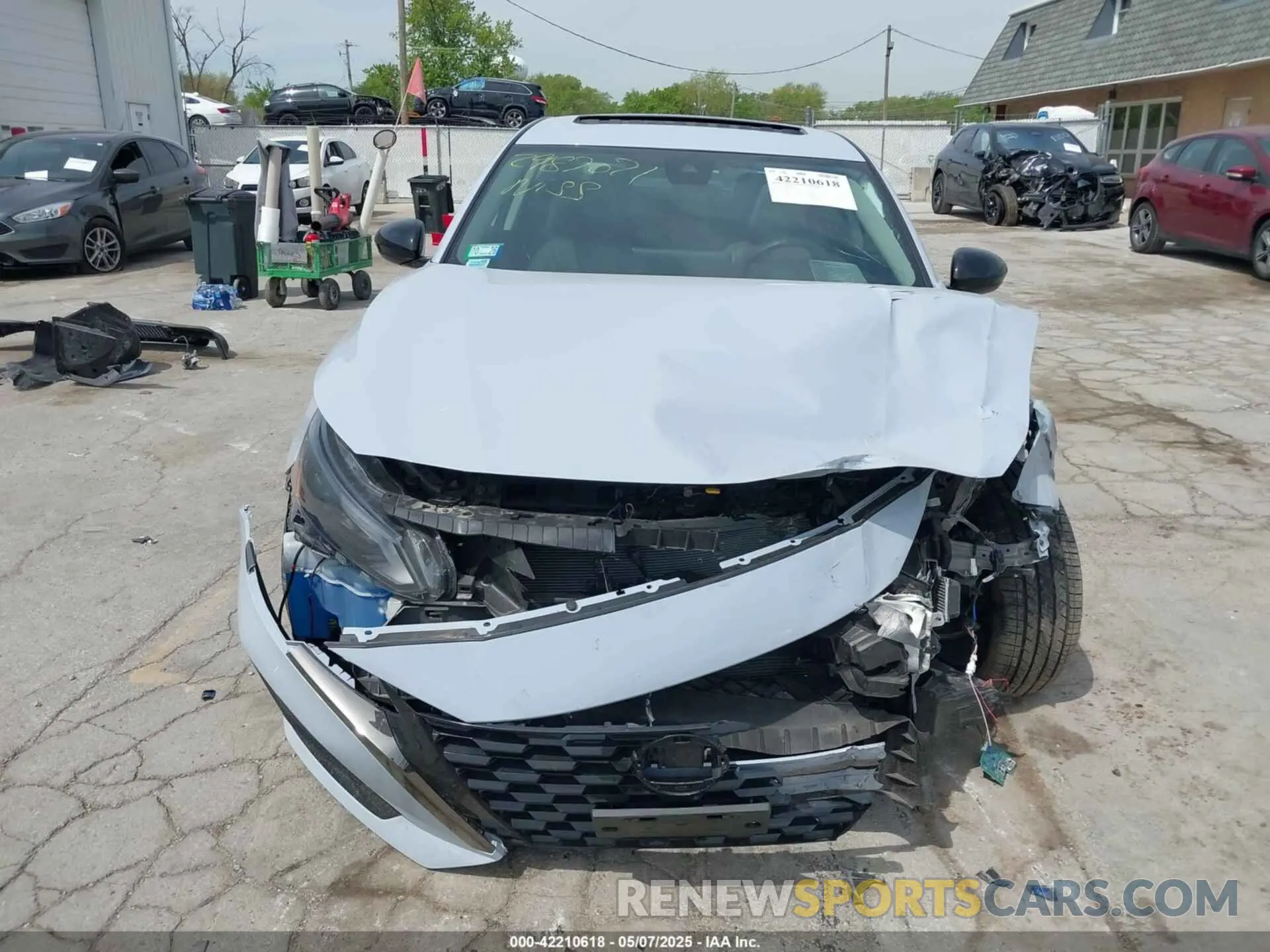 13 Photograph of a damaged car 1N4BL4CV8PN375197 NISSAN ALTIMA 2023