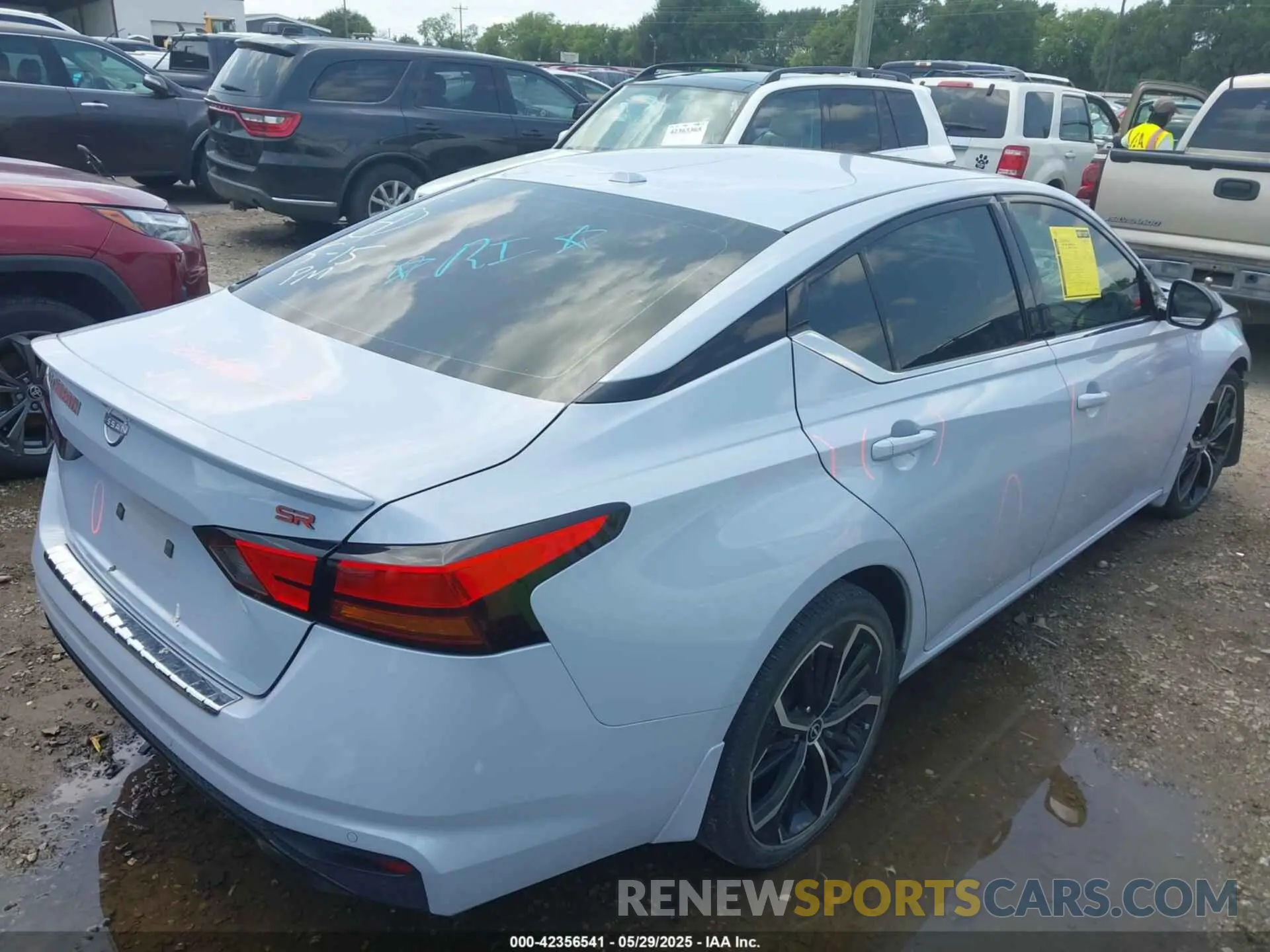 4 Photograph of a damaged car 1N4BL4CV9PN314926 NISSAN ALTIMA 2023