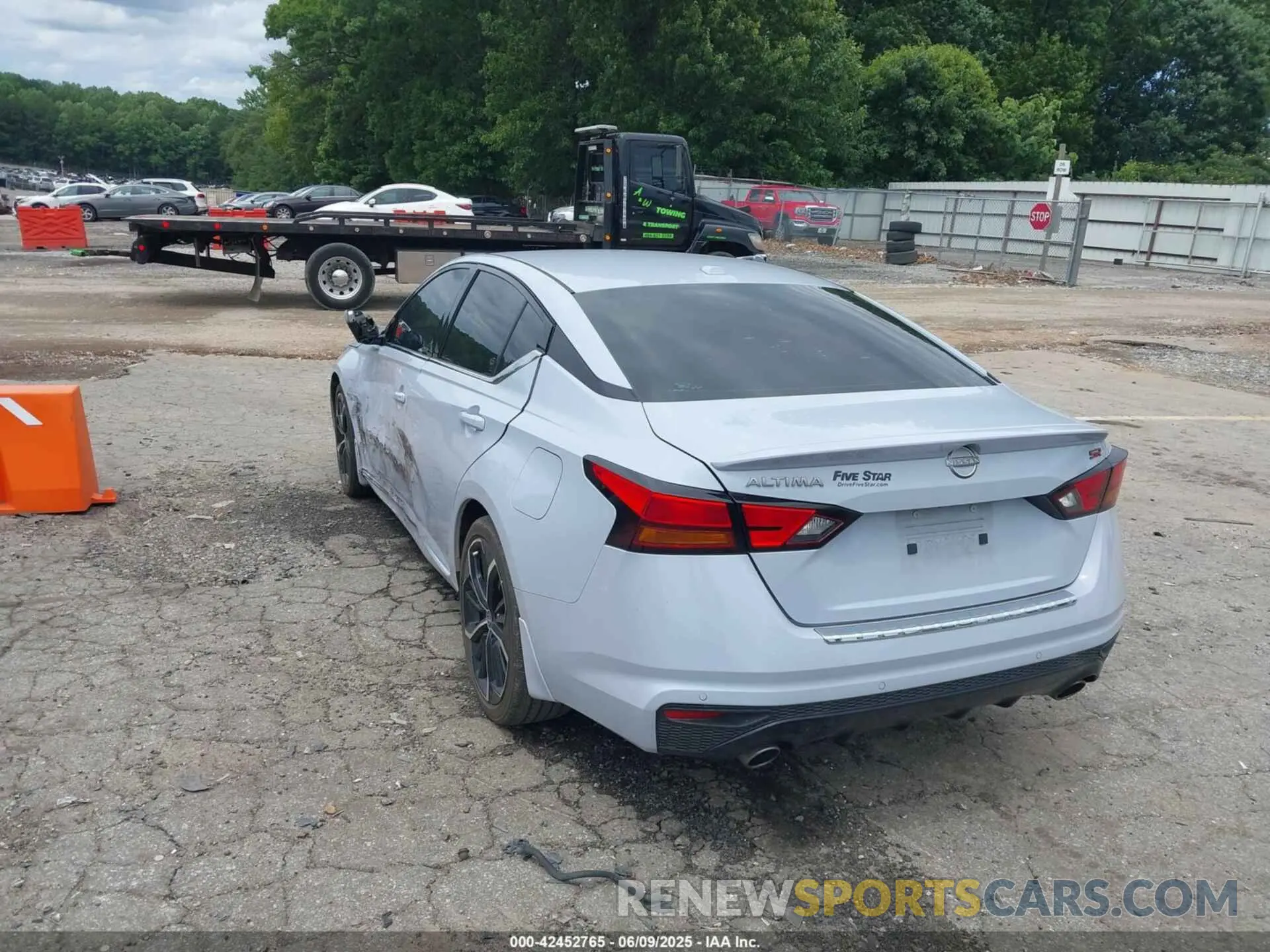 3 Photograph of a damaged car 1N4BL4CV9PN410443 NISSAN ALTIMA 2023