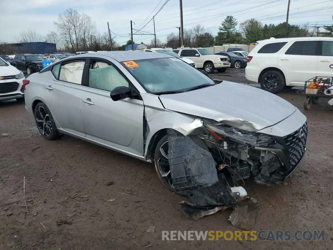 4 Photograph of a damaged car 1N4BL4CVXPN337034 NISSAN ALTIMA 2023