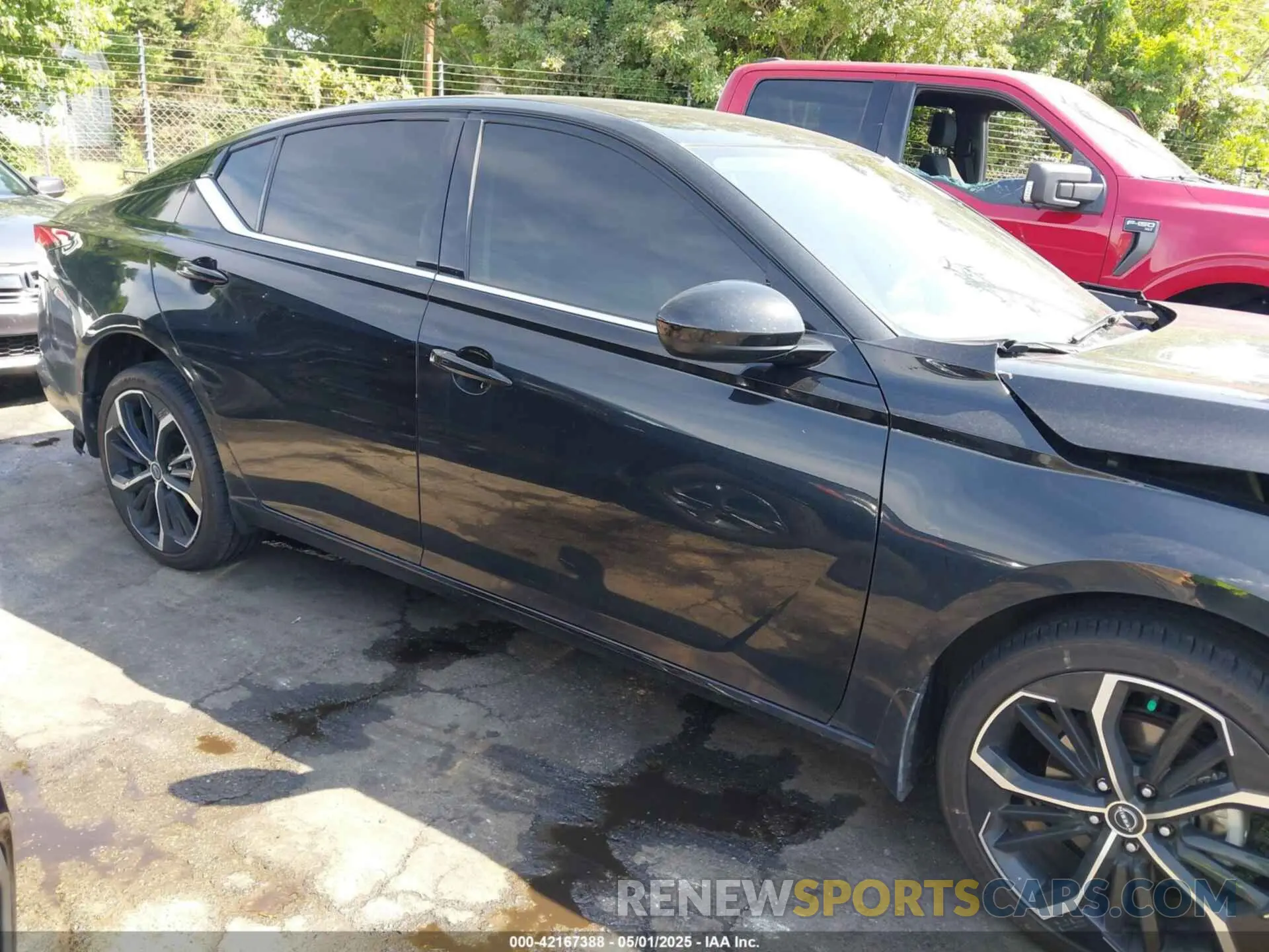 13 Photograph of a damaged car 1N4BL4CW1PN358296 NISSAN ALTIMA 2023