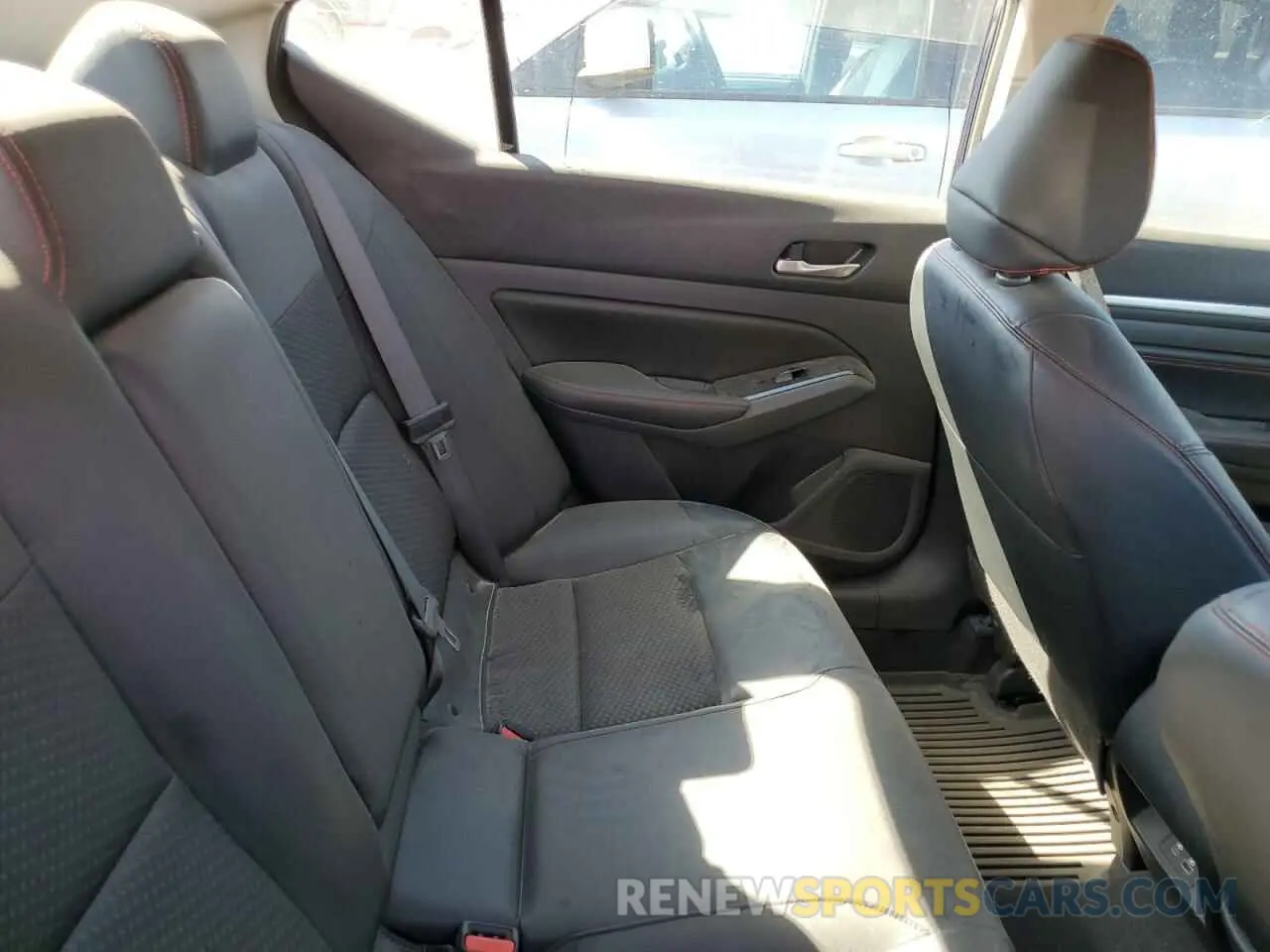 10 Photograph of a damaged car 1N4BL4CW2PN304019 NISSAN ALTIMA 2023