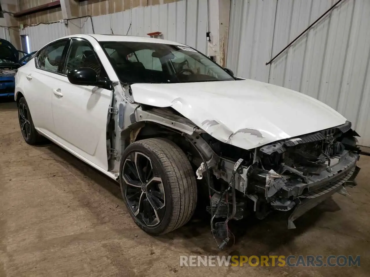4 Photograph of a damaged car 1N4BL4CW2PN368738 NISSAN ALTIMA 2023