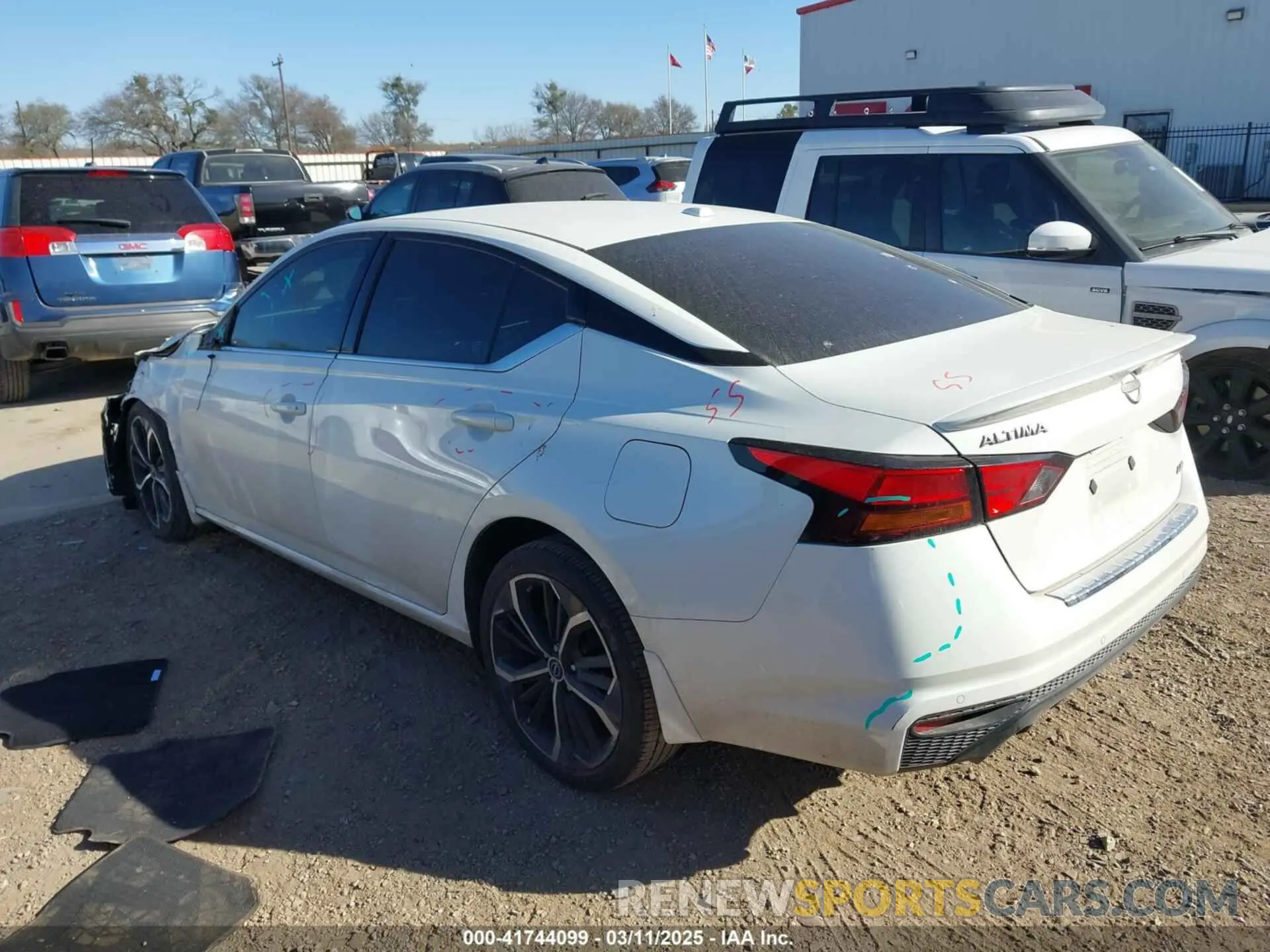 3 Photograph of a damaged car 1N4BL4CW3PN303896 NISSAN ALTIMA 2023